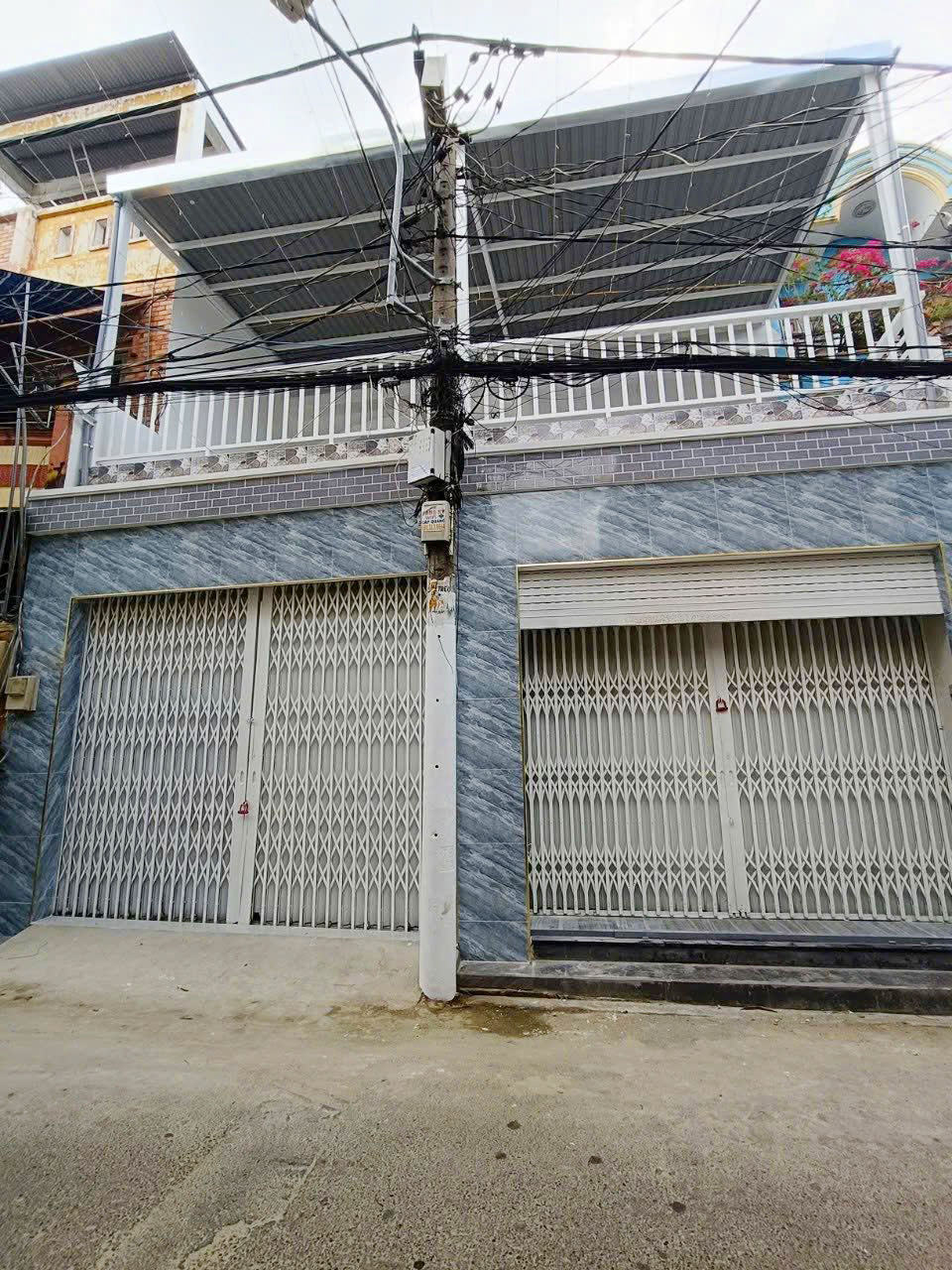 🏡 BÁN NHÀ 2 MẶT TIỀN HẺM VIP ĐƯỜNG SỐ 10 (LÊ VĂN QUỚI) – DÒNG TIỀN GẦN 30 TRIỆU/THÁNG 🏡