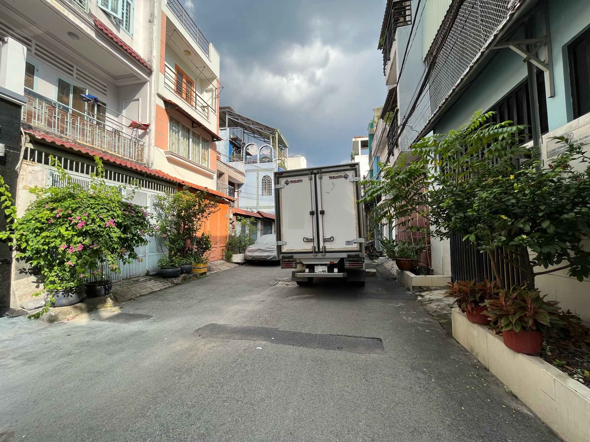 🏡 BÁN NHÀ NGUYỄN QUÝ ANH, Diện tích: 4m x 15m. Kết cấu: 1 trệt 1 lầu, nhà chắc chắn,