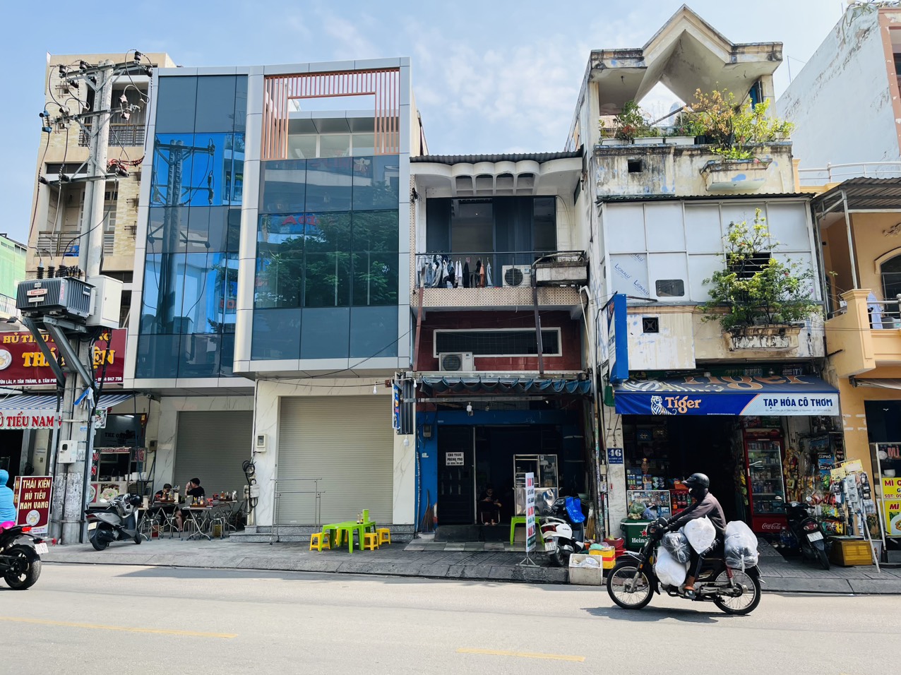 Nhà BÁN MT Vườn Lài – 4x17m – lửng lầu – Giá 13.5 tỷ, ĐANG CHO THUÊ 16TR.