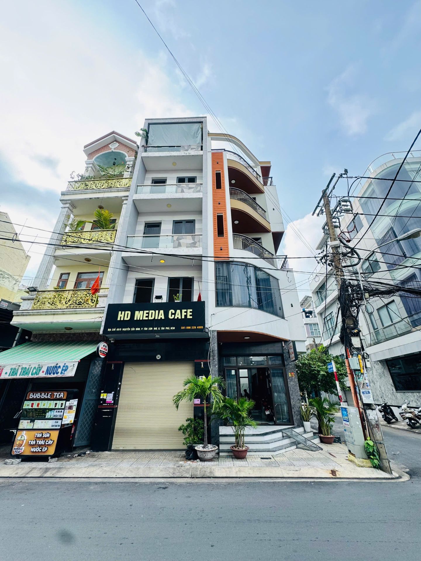 GÓC 2 MẶT TIỀN ĐƯỜNG 12M & 8M - KINH DOANH SẦM UẤT - SÁT TÂN SƠN NHÌ - GIÁ 13,5 TỶ