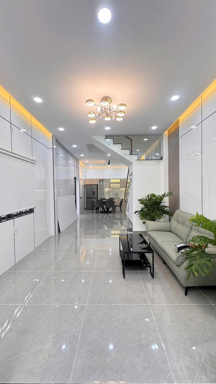 Đường 10m thông Tô Hiệu P Phú Thạnh Dt 4mx14m 3,5 tấm nhà đẹp giá 8,8 tỷ