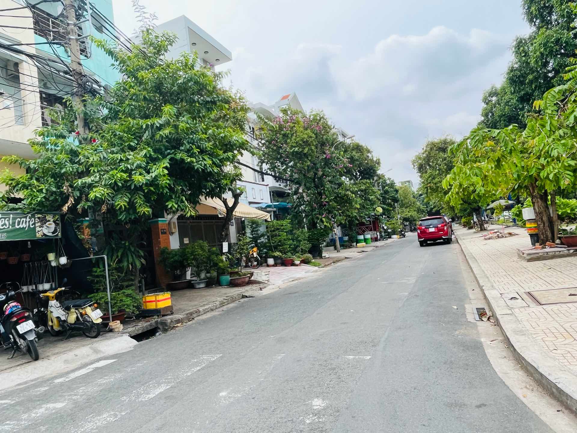 Bán Nhà Lầu DT: 5x20m MT Đường S5, P. Tây Thạnh, Giá: 22 tỷ