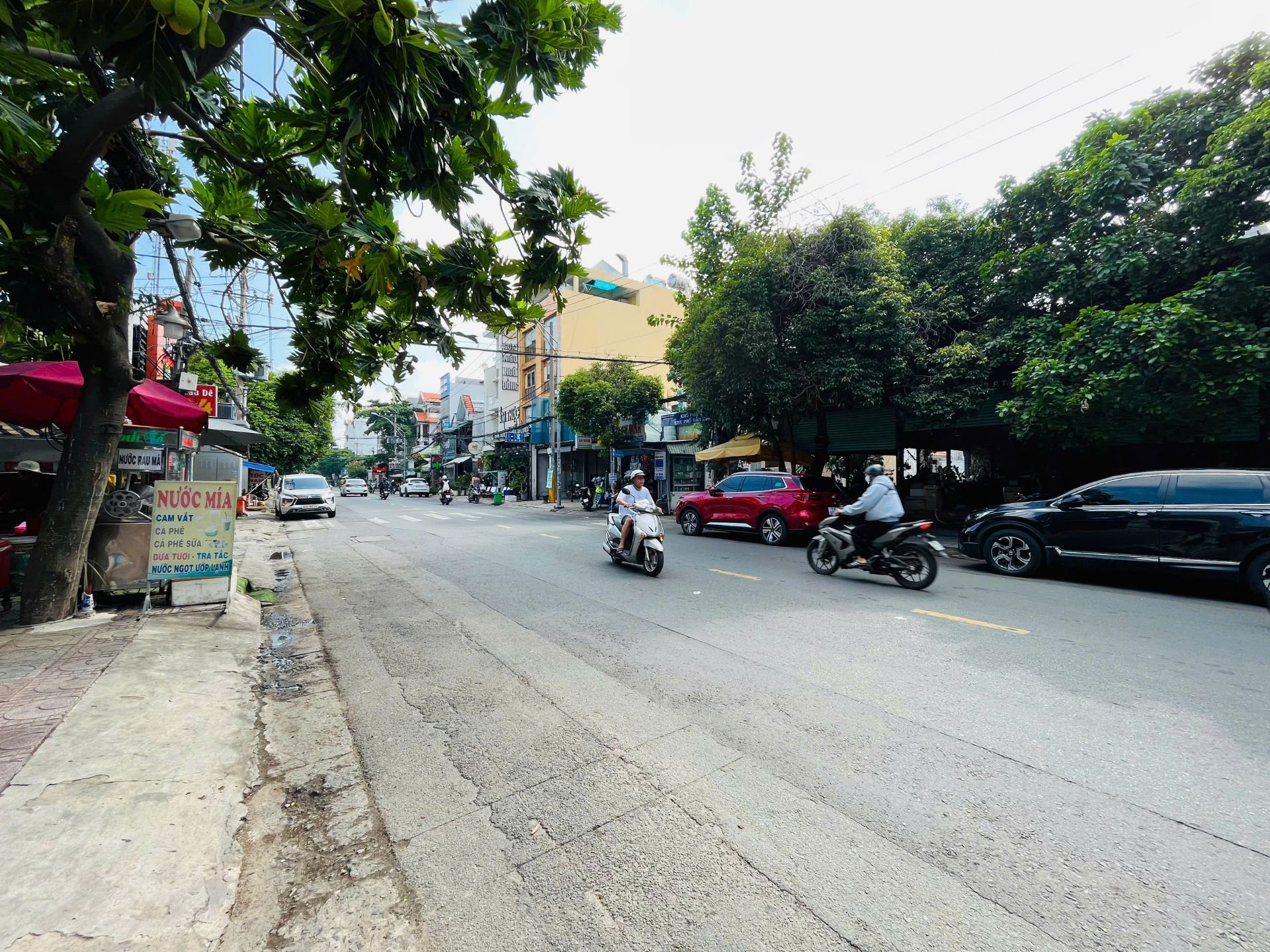 Bán Đất DT: 4x17m MT Đường Dương Đức Hiền, P. Tây Thạnh, Giá: 12.5 tỷ