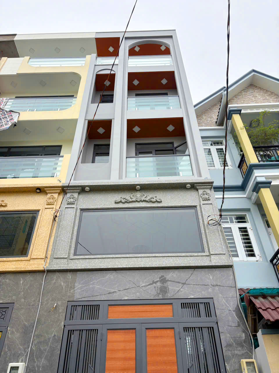 🏡 NHÀ PHỐ HIỆN ĐẠI – THANG MÁY, FULL NỘI THẤT CAO CẤP –GIÁP TÊN LỬA 🏡