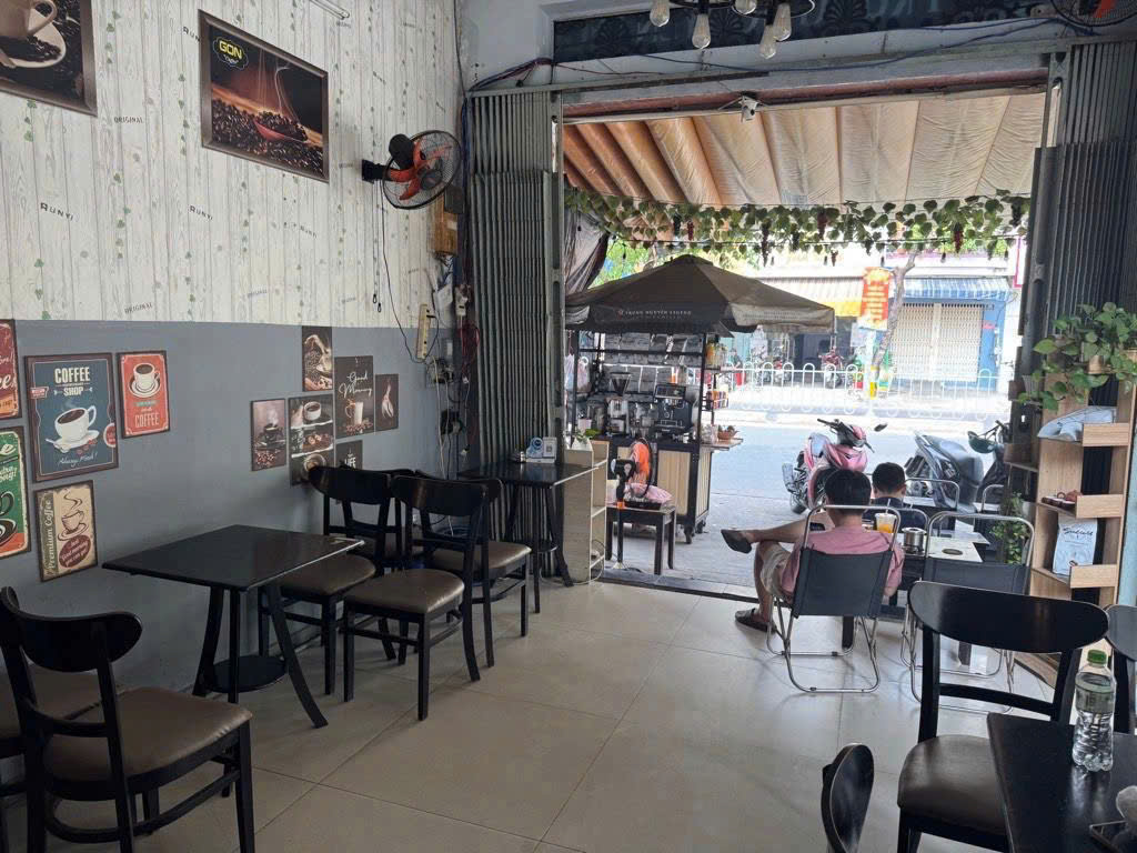 Bán Nhà Lầu DT: 4x13.3m MT Đường Nguyễn Sơn, P. Phú Thạnh, Giá: 7.3 tỷ