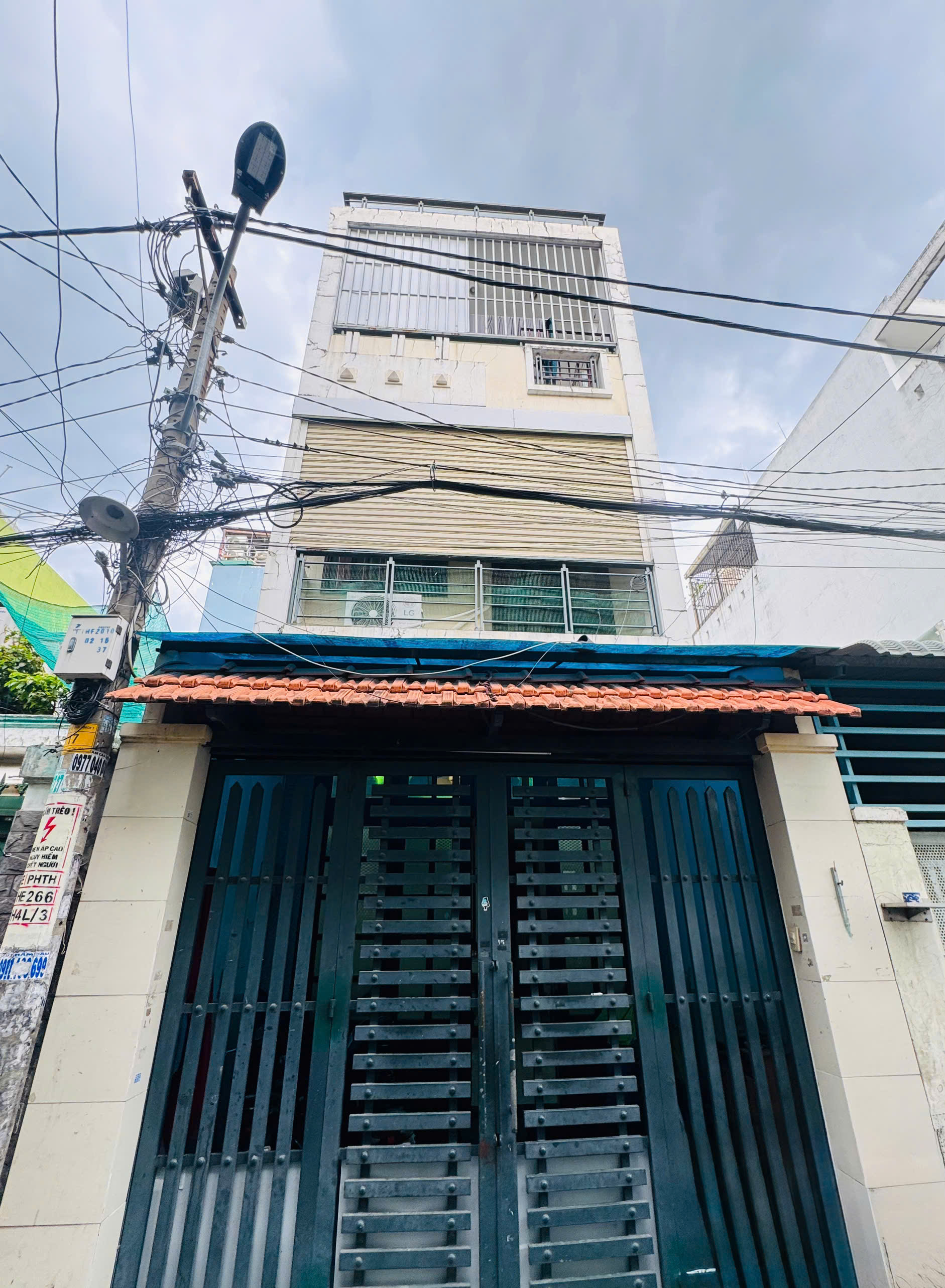 Bán nhà đường Phú Thọ Hòa, DT: 4x15m - 2 Lầu. Giá: 8 tỷ Thương Lượng
