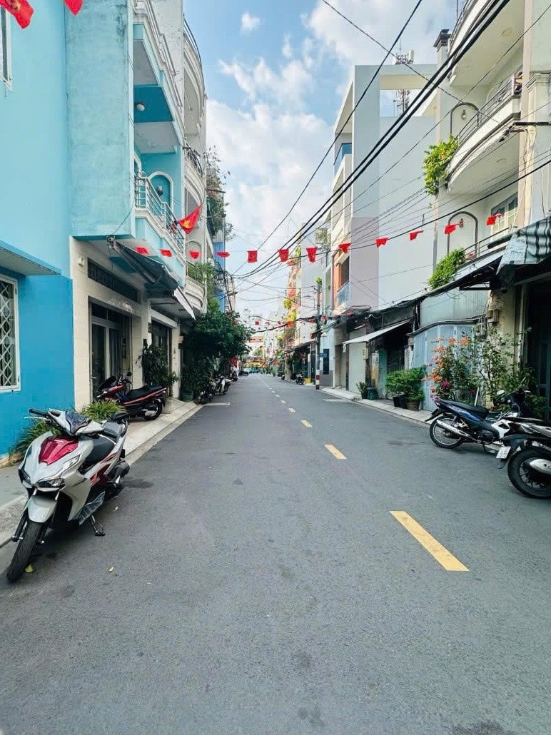 🔥 NHÀ LŨY BÁN BÍCH - Âu cơ – 4×15M – CẤP 4 – HẺM NHỰA 8M THÔNG – GIÁ 8.1 TỶ 🔥