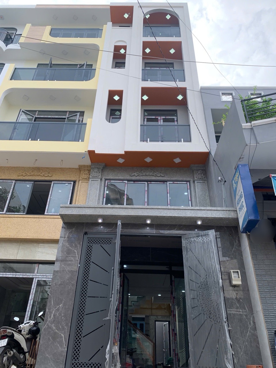 Nhà hẻm Hương lộ 2 -Nhà mới full nội thất-Hẻm 7 m
