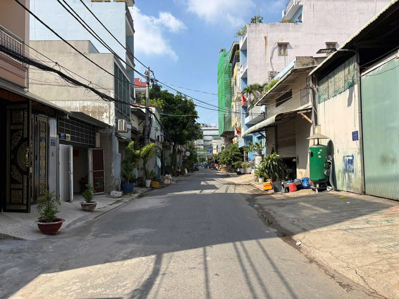 Bán Nhà Cấp 4 Hai Mặt Tiền Hẻm 8m Thông Lê Văn Quới DT 4.55x20m (91.8m²) Giá 7.75 Tỷ