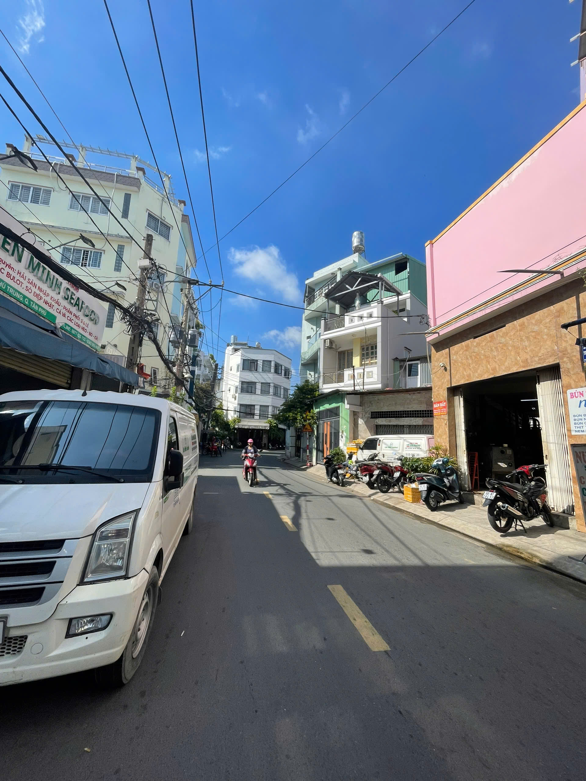 Bán cụm 4 lô đang tách hẻm 173/ Khuôn Việt_p.Phú Trung, DT: 8x25m, Giá cả lốc 25 tỷ TL, giá lẻ ib