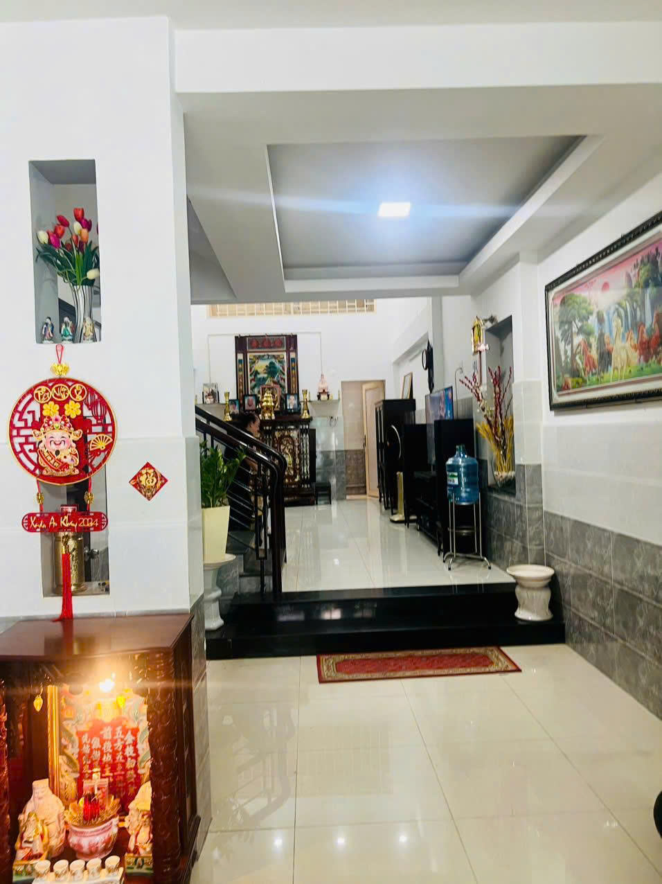 HXH Diệp Minh Châu, P. Tân Sơn Nhì, DT lớn: 4x18m - Lửng 2 Lầu ST. Giá: 9.8 tỷ TL