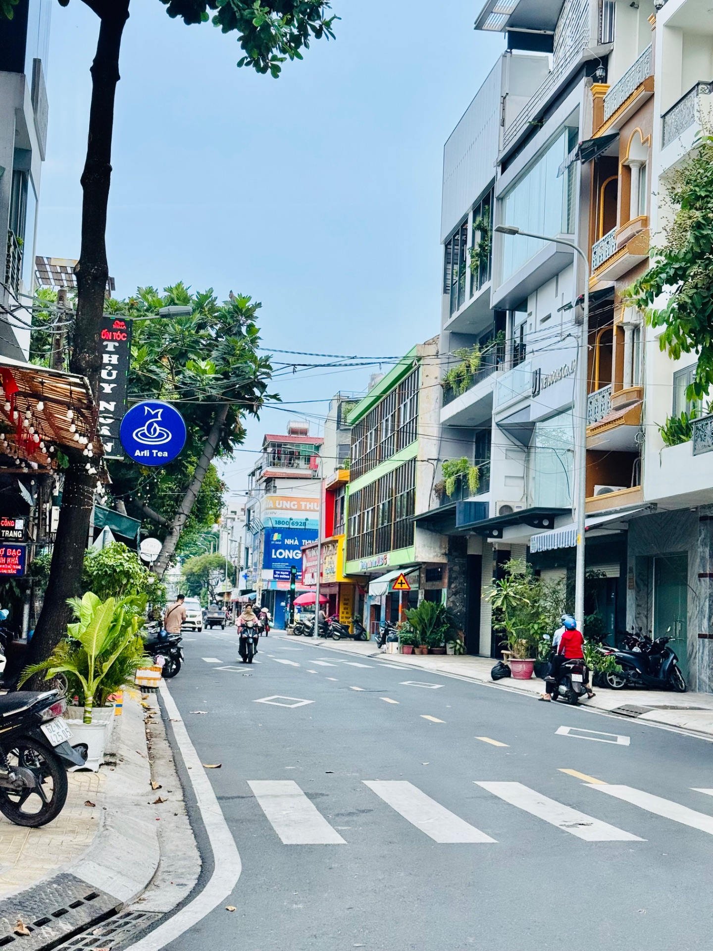 MTKD BIỆT THỰ NGUYỄN HẬU - DT: 8x18M ( 4 LẦU + THANG MÁY ) - 29 TỶ TL