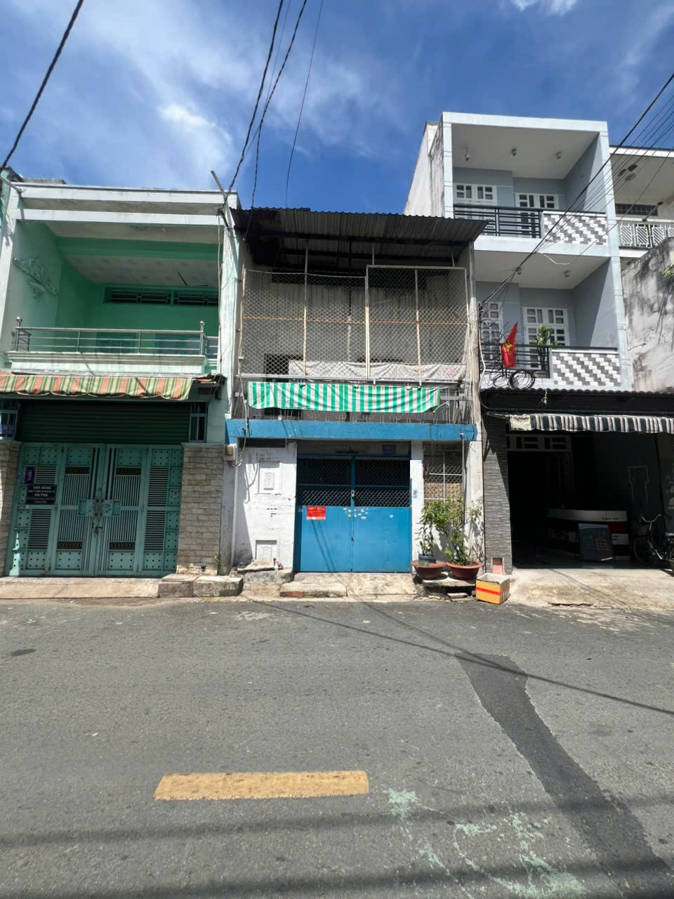 HXH 10M thông đường Lý Thánh Tông - Tân Phú, DT: 4.7m x 21m (Nở hậu 9m). Giá: 10.8 tỷ Thương Lượng