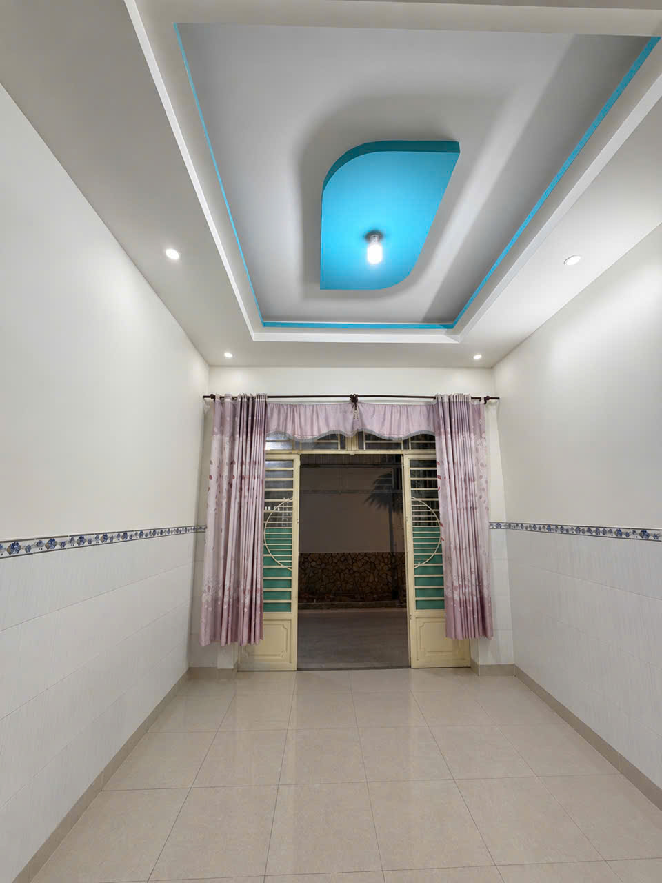 🔹 Bán nhà hẻm Bình Tân, diện tích 4.08x10m, giá 4.45 tỷ, 2 lầu, hẻm rộng 🏠