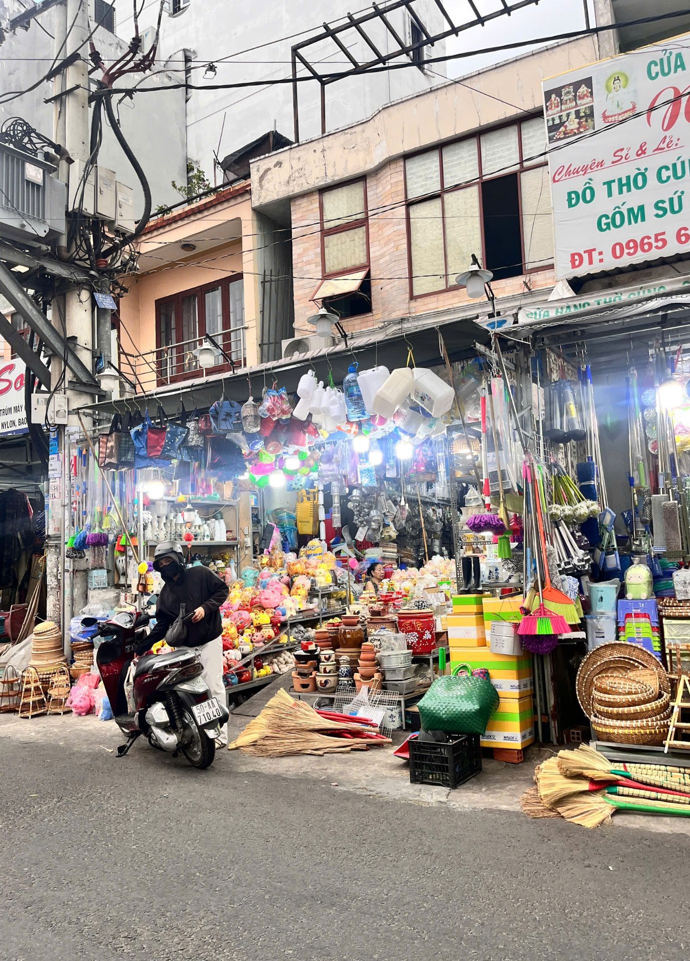 MTKD TÂN QUÝ kinh doanh tốt. DT:4x18m. Giá nhỉnh 11 tỷ