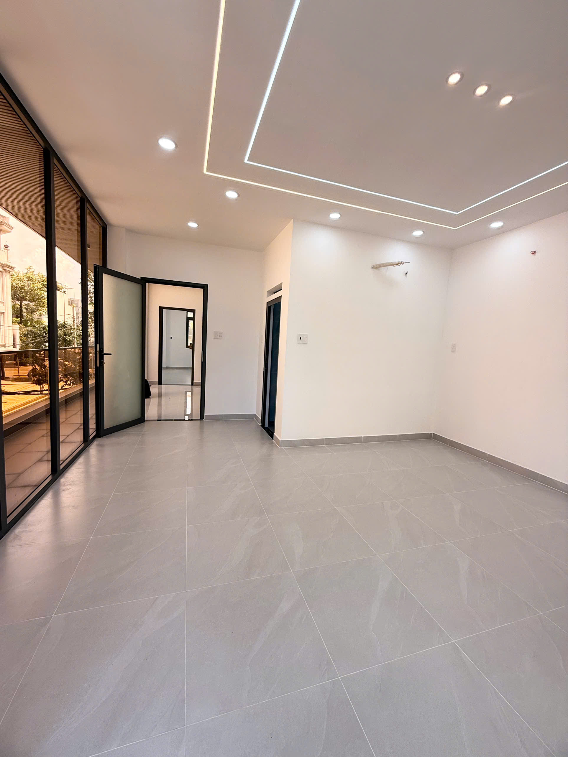 🏠 Bán Nhà Mặt Tiền Đường 13C, An Lạc, Bình Tân, DT 5x20, Giá 20.5 Tỷ, Góc 2 Lầu ST