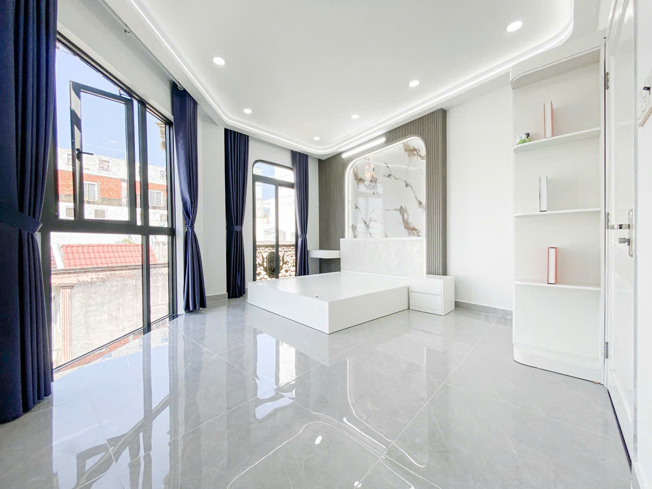 Nhà mới hẻm 1/ Hoàng Xuân Nhị_.Phú Trung_Tân Phú, DT: 6.6x11m, 3 lầu ST, Giá: 7.99 tỷ tl
