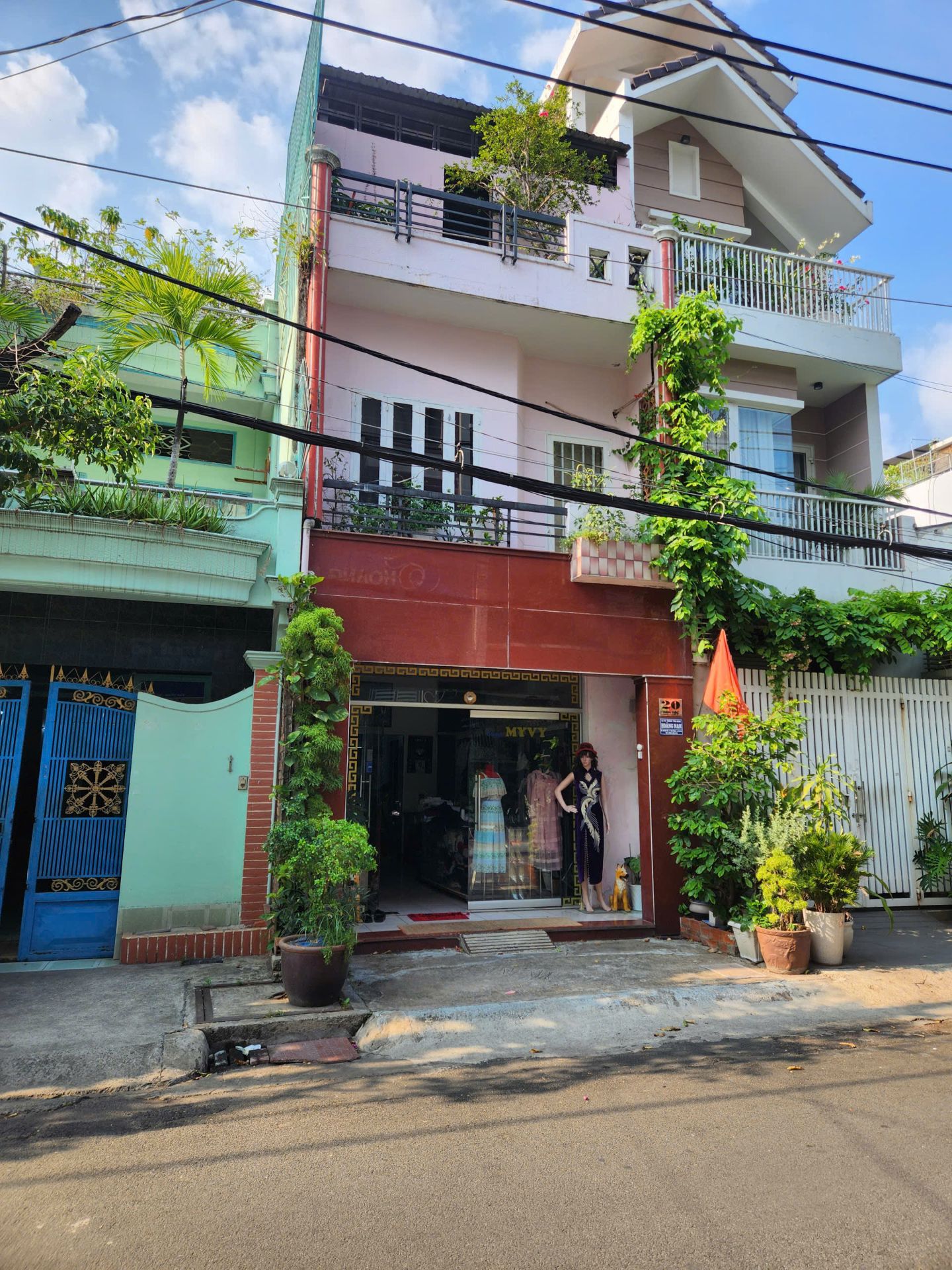 NHÀ MTKD DÂN TỘC, P. TÂN THÀNH, TÂN PHÚ – NỞ HẬU TÀI LỘC_DT: 4.2X17M, 2 LẦU, GIÁ: 11.7 TỶ TL