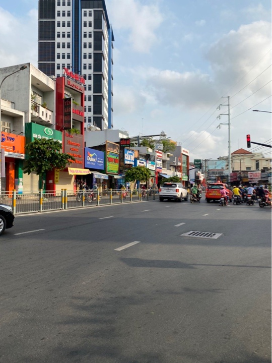 Bán Nhà Lửng DT: 4x26m MT Đường Lũy Bán Bích, P. Tân Thành, Giá: 20 tỷ