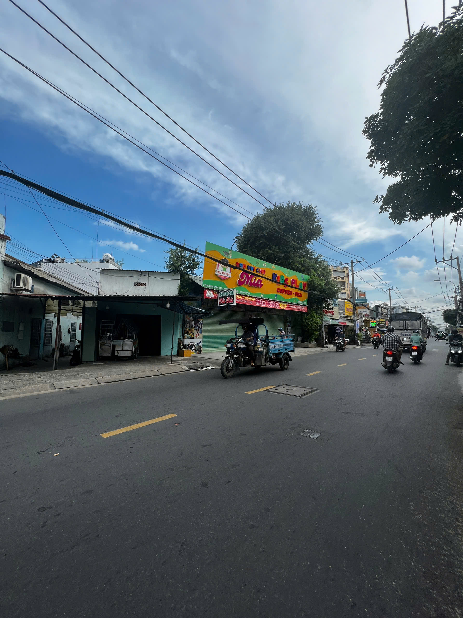 Bán Nhà Lầu TDT: 303m2 MT Đường Thoại Ngọc Hầu, P. Phú Thạnh, Giá: 45.5 tỷ