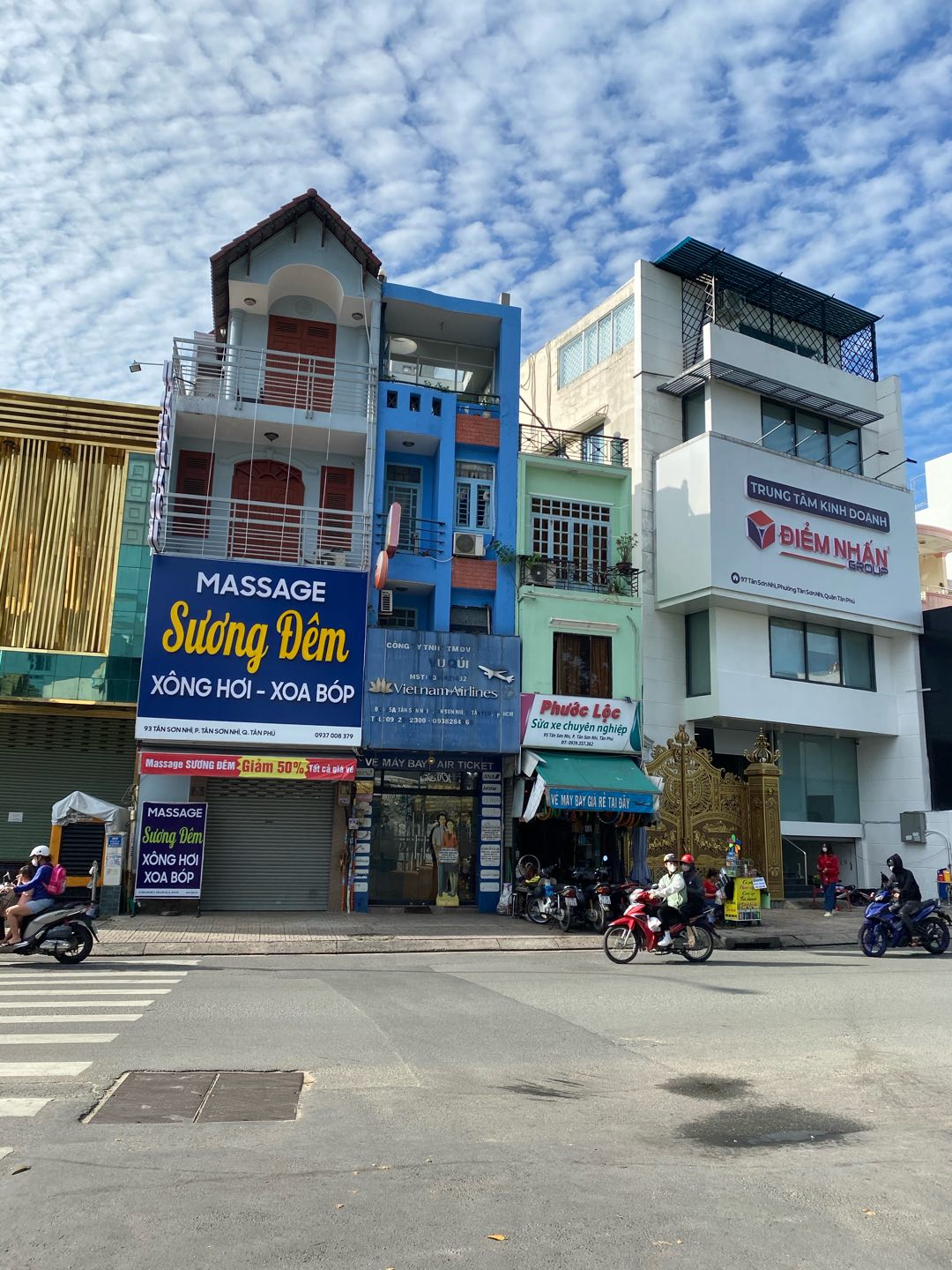 MT kinh doanh Tân Sơn Nhì 3 lầu, 5PN, giá 8.9 tỷ TL