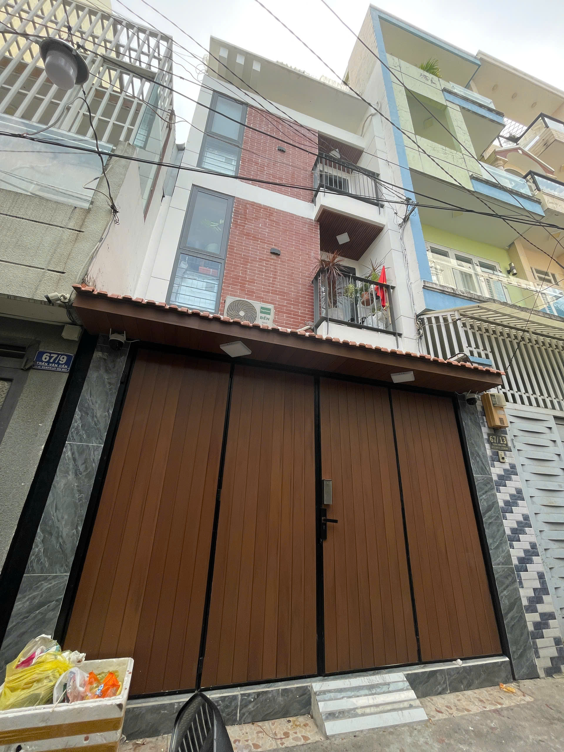 Bán nhà 4 tầng - Dt: 4x15m / 60m2 có 7 Phòng cho thuê 40tr/tháng - Hẻm 4m đường Trần Văn Cẩn
