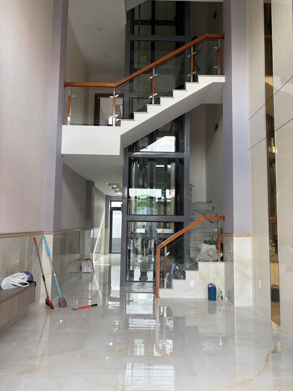 Bán nhà đẹp mặt tiền Trương phước Phan- 5,5 tấm - Giá 14.5 tỷ còn TL