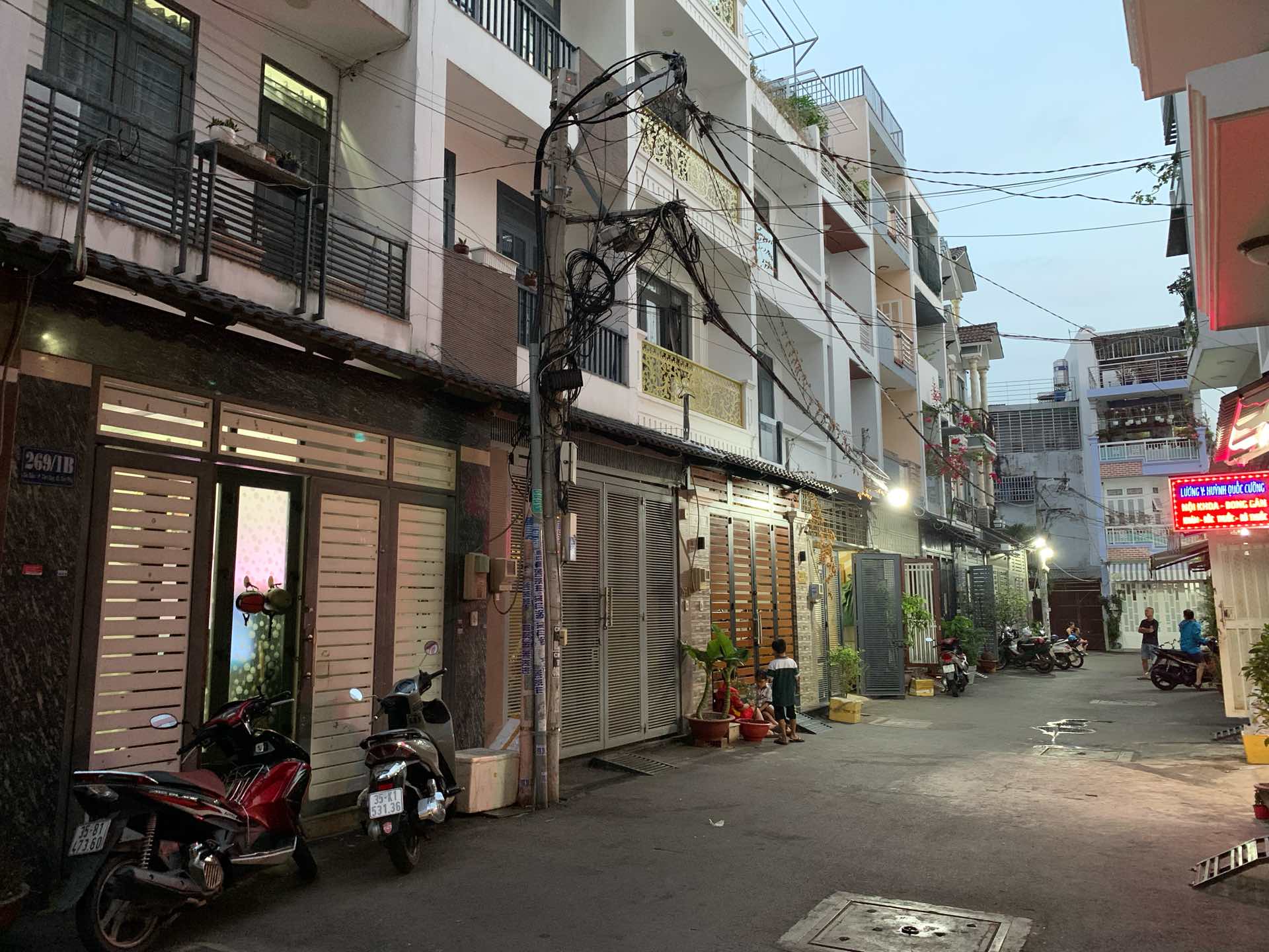 Khu phân lô đồng bộ 3,5 tấm.Hẽm 269 Gò Dầu ( 4x14m) 2 lầu,sân thượng. Giá 7,8 tỷ, hẽm 7m