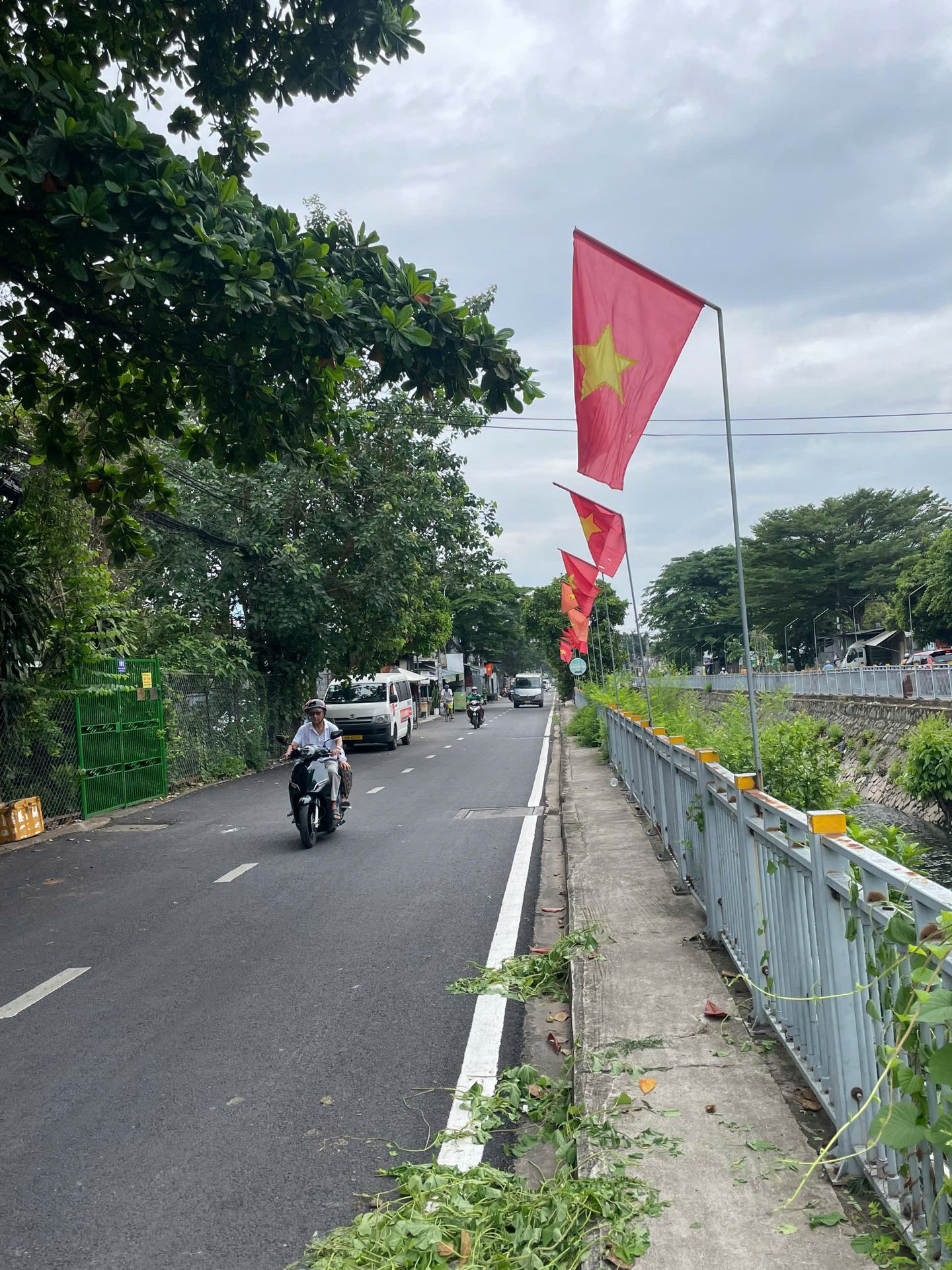 Bán Nhà Lửng DT: 5x53m MT Đường Kênh 19/5, P. Sơn Kỳ, Giá: 18 tỷ