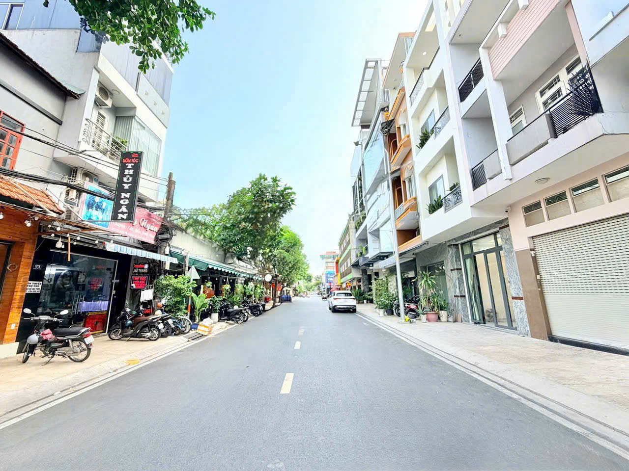 BIỆT THỰ TRƯƠNG VĨNH KÝ - XÂY ĐẸP, RẤT TÂM HUYẾT ( 8X17M, 5 TẦNG THANG MÁY ) CHÍNH CHỦ