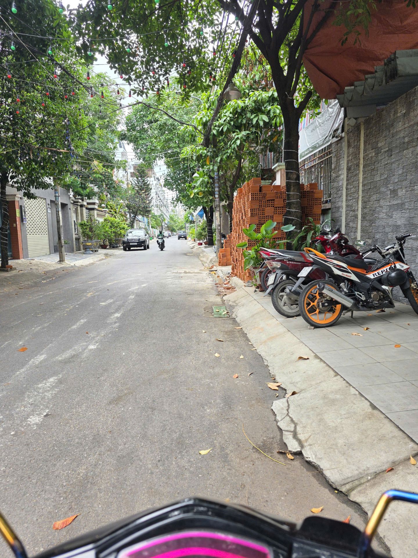 Bán Nhà 2 lầu DT: 8x18.7m Hẻm 1/ Đường Thoại Ngọc Hầu, P. Phú Thạnh, Giá: 23.5 tỷ