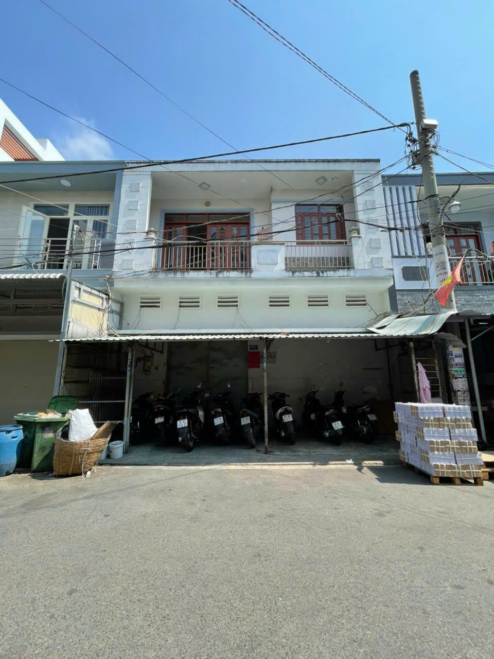 Bán Nhà 1 Lầu Hẻm Nhựa 10m Thông Tân Hòa Đông DT 8x13m 106m² Giá 11.5 Tỷ TL.