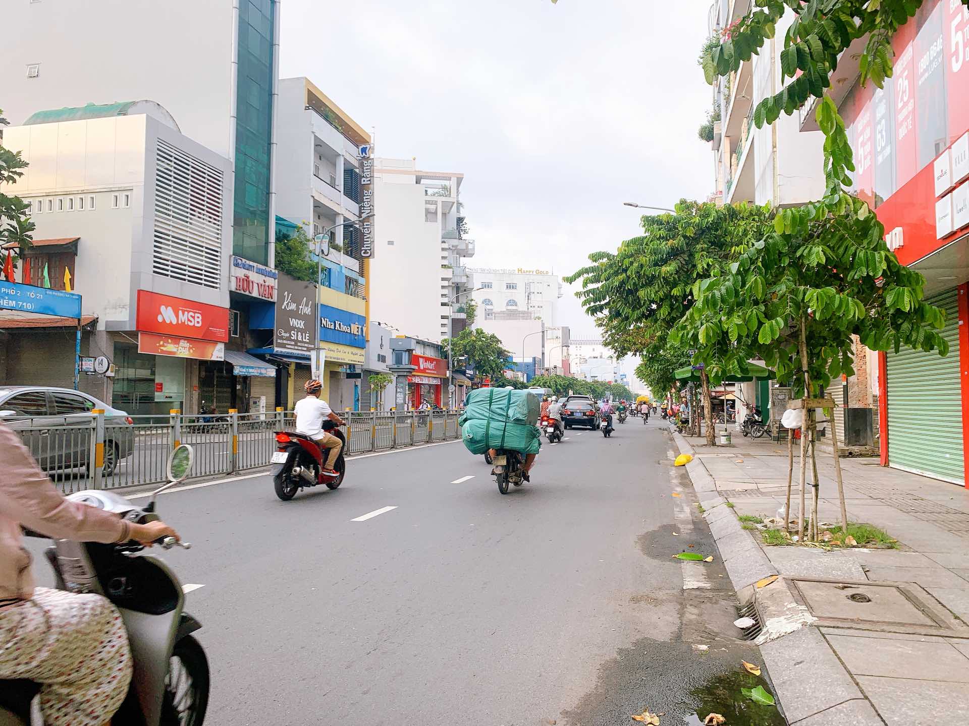 Bán Nhà Lửng 5 lầu ST DT: 4x27m MT Đường Luỹ Bán Bích, P. Tân Thành, Giá: 25 tỷ