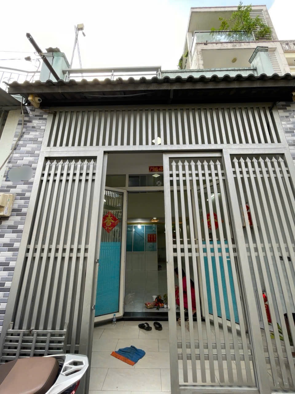 BÁN NHÀ 1 SẸC LÊ VĂN QUỚI – CẤP 4 GÁC LỬNG, GIÁ TỐT