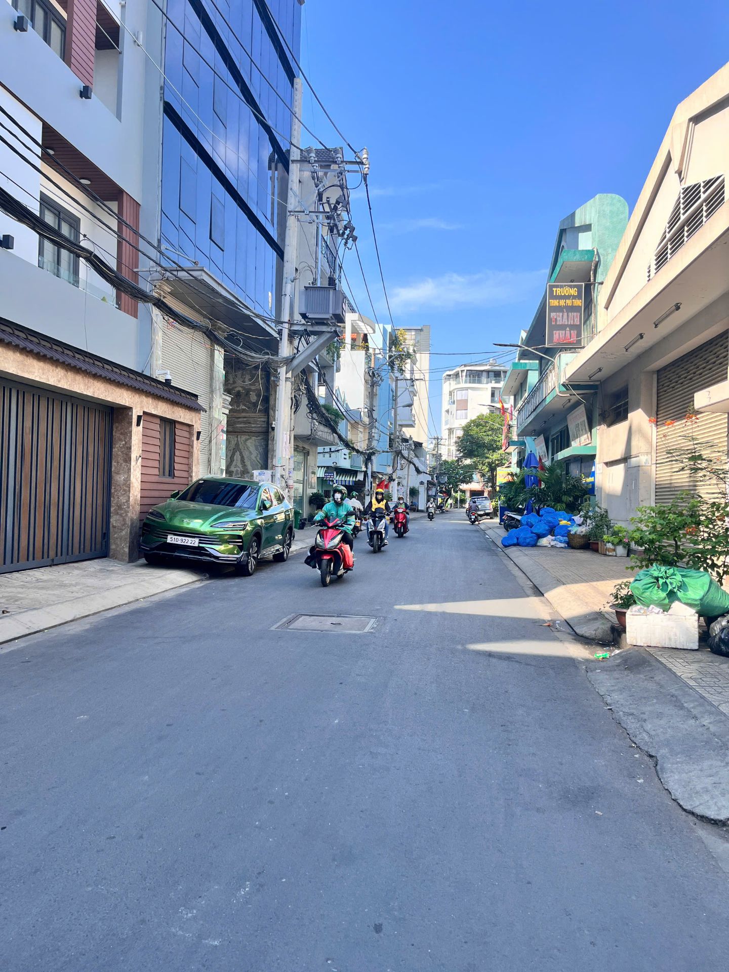 BÁN NHÀ Góc 69 NGUYỄN CỬU ĐÀM TÂN PHÚ - 5X17.5M 4 TẦNG THANG MÁY - ĐANG CÓ THU NHẬP 42 TR/THÁNG