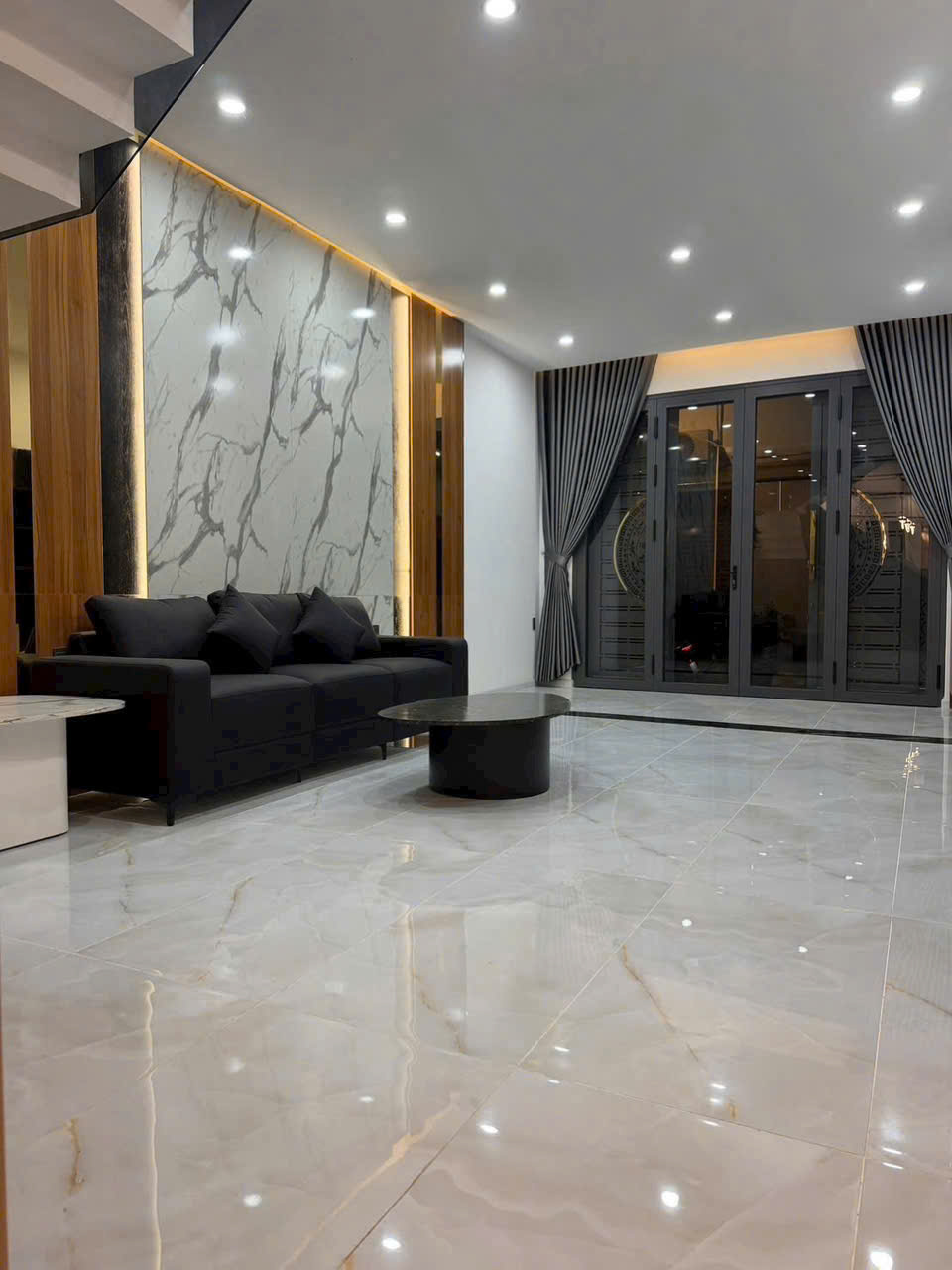 Bán Nhà Lầu ST DT: 4x17.5m Hẻm 2/ Đường Nguyễn Văn Yến, P. Tân Thới Hòa, Giá: 8.25 tỷ