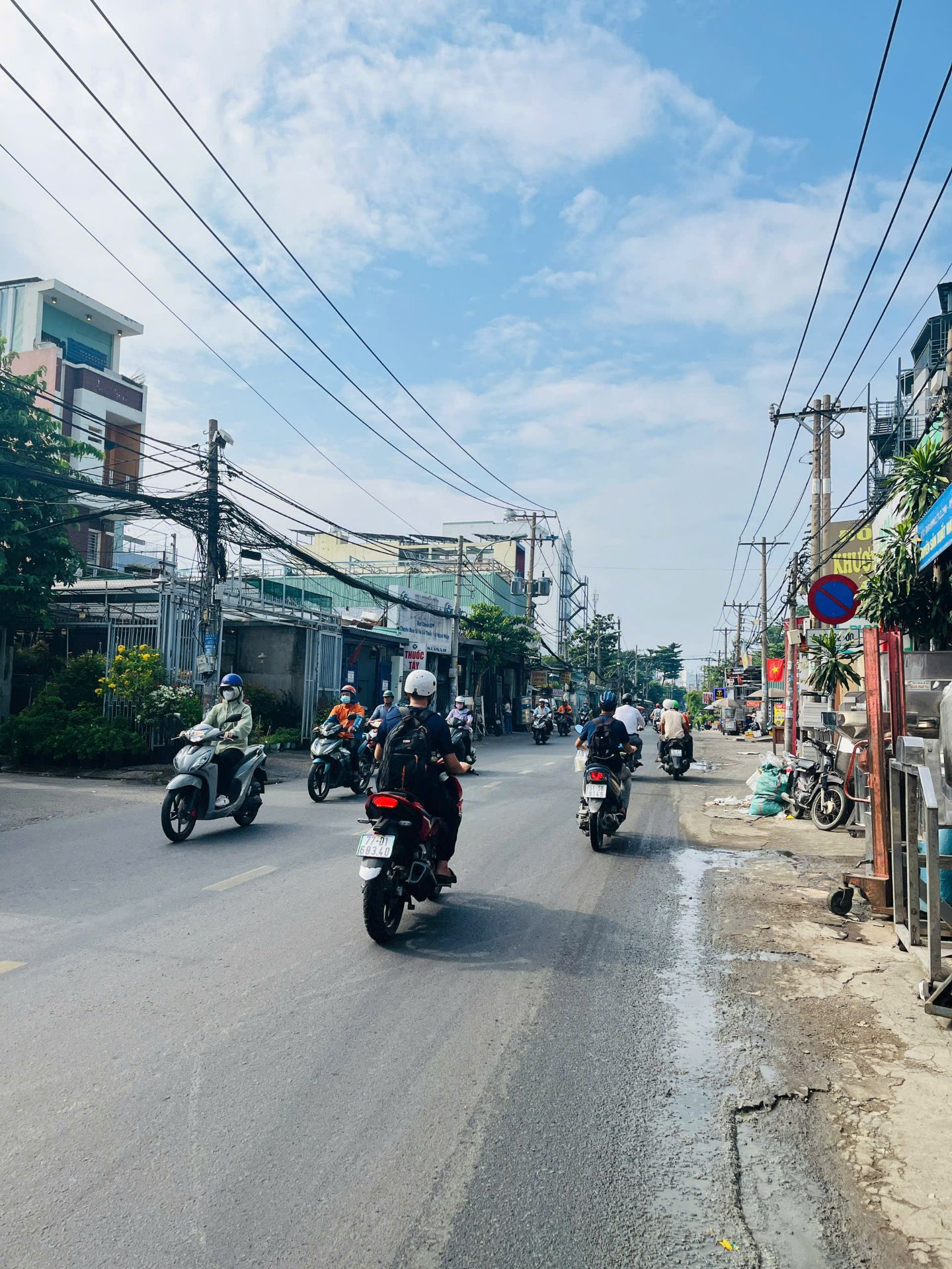 Bán MTKD BÌNH LONG, 3.8mx18.5m, giá 8.5 tỷ , Q.TÂN PHÚ