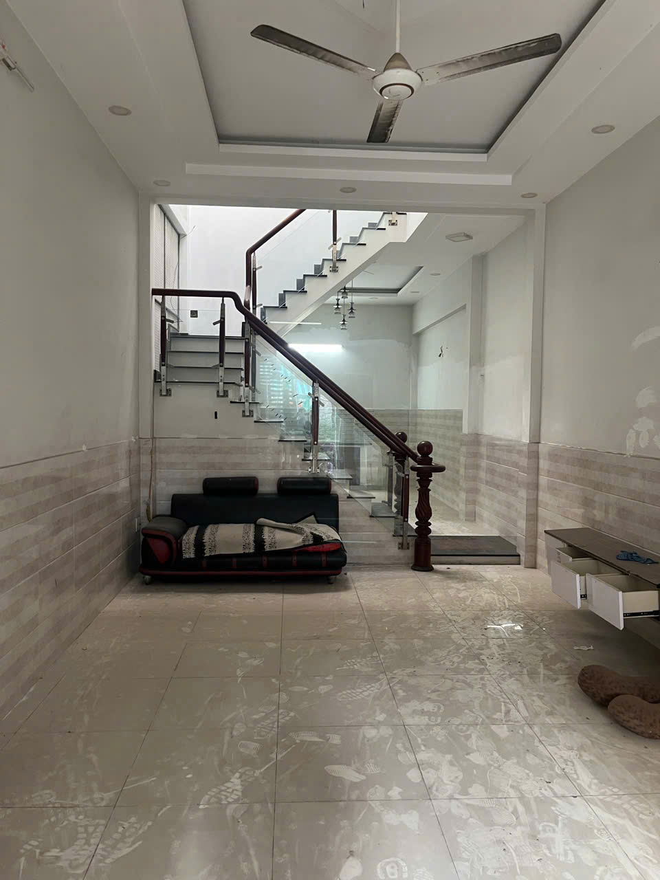 Bán Nhà Lầu DT: 4x15.6m Hẻm 1/ Đường Số 18, P. Tân Quý, Giá: 6.6 tỷ