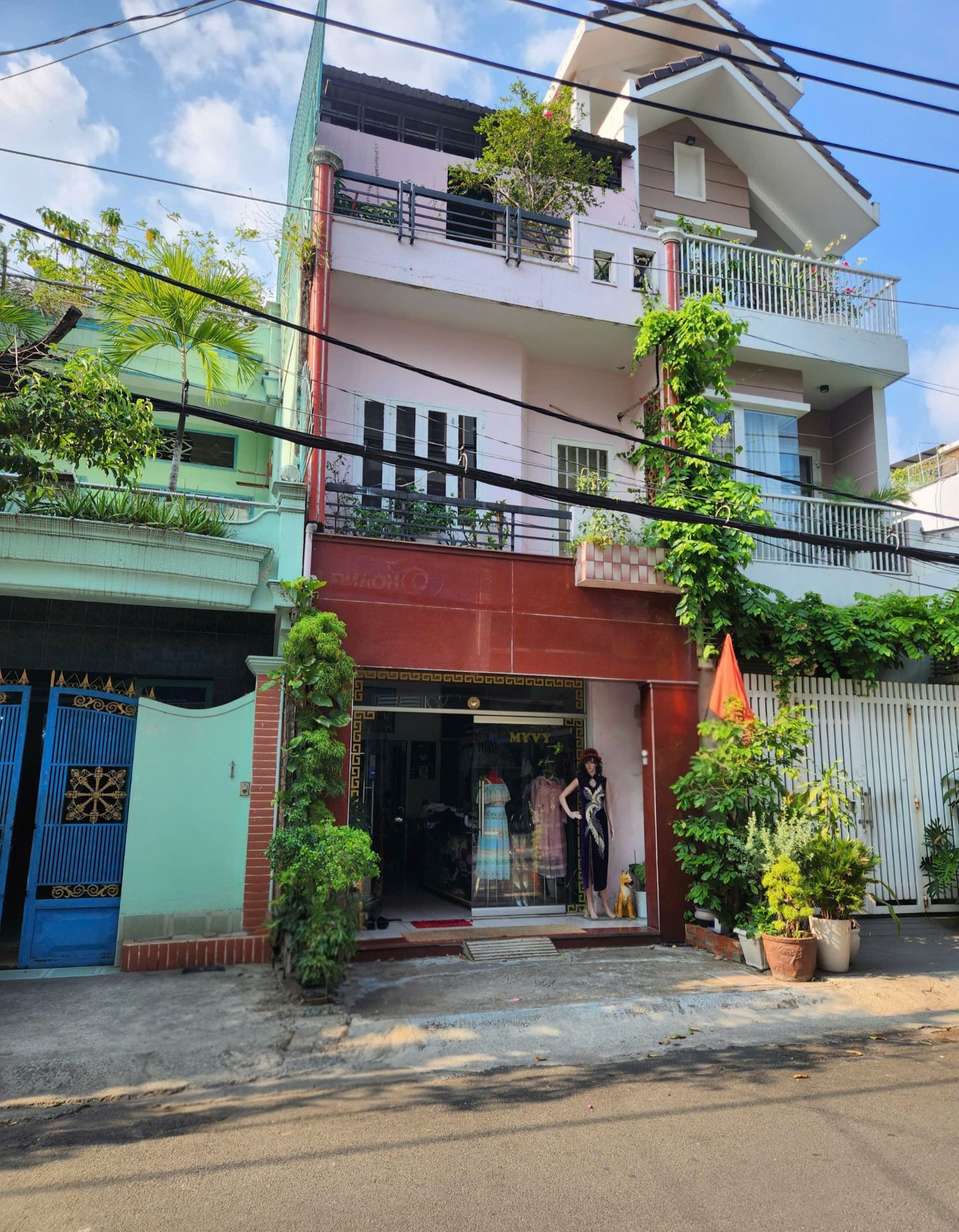 Mặt tiền đường Dân Tộc – Phường Tân Thành • DT: 4.15m x 18m nở hậu 4.5m 2,5 Tấm Giá : 12 Tỷ TL