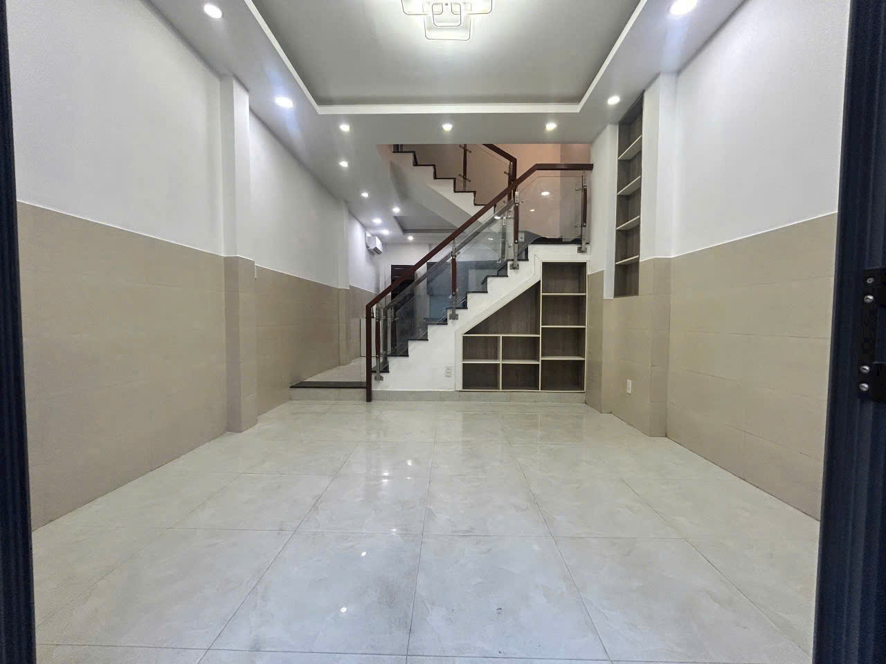 🔥 NHÀ ĐẸP Lê Lư – 4x10m – 2 LẦU + ST – CHỈ 6.5 TỶ TL 🔥