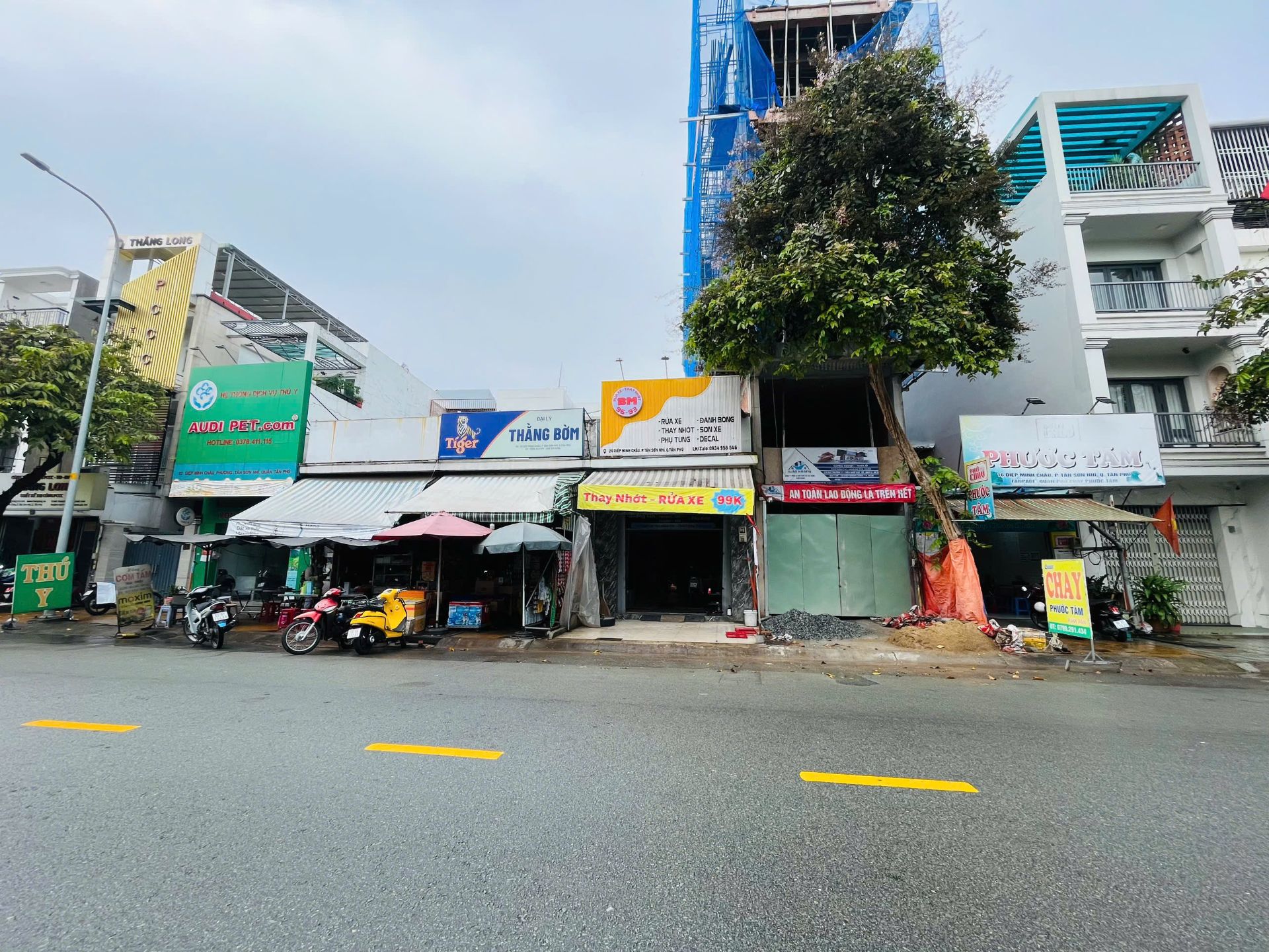 10.5 Tỷ TL. Bán nhà MTKD Diệp Minh Châu (4x17m vuông Cấp 4, tiện xây mới, vị trí đẹp, giá tốt)