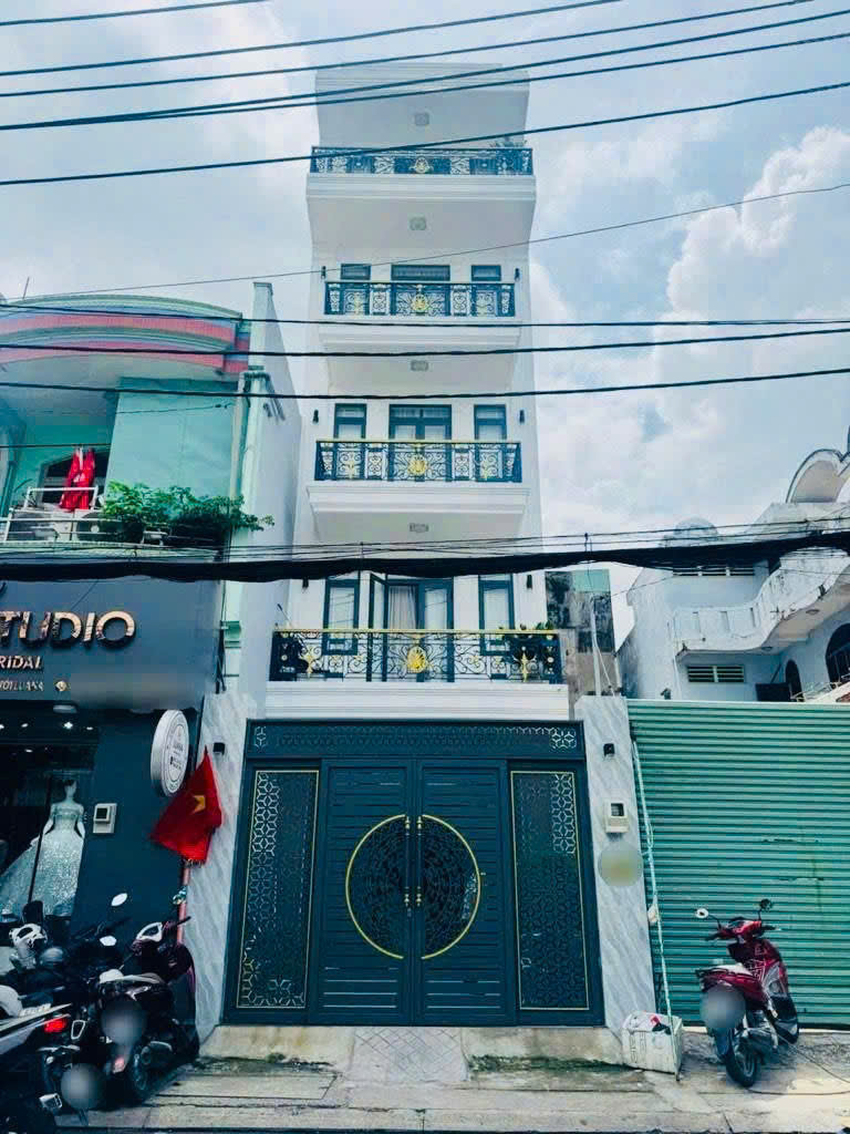 Mặt tiền Nguyễn Quý Anh - Tân Phú, DT: 4.45m x 18m (nở hậu 4.95m) - 4 lầu kinh doanh. Giá: 16.9 tỷ