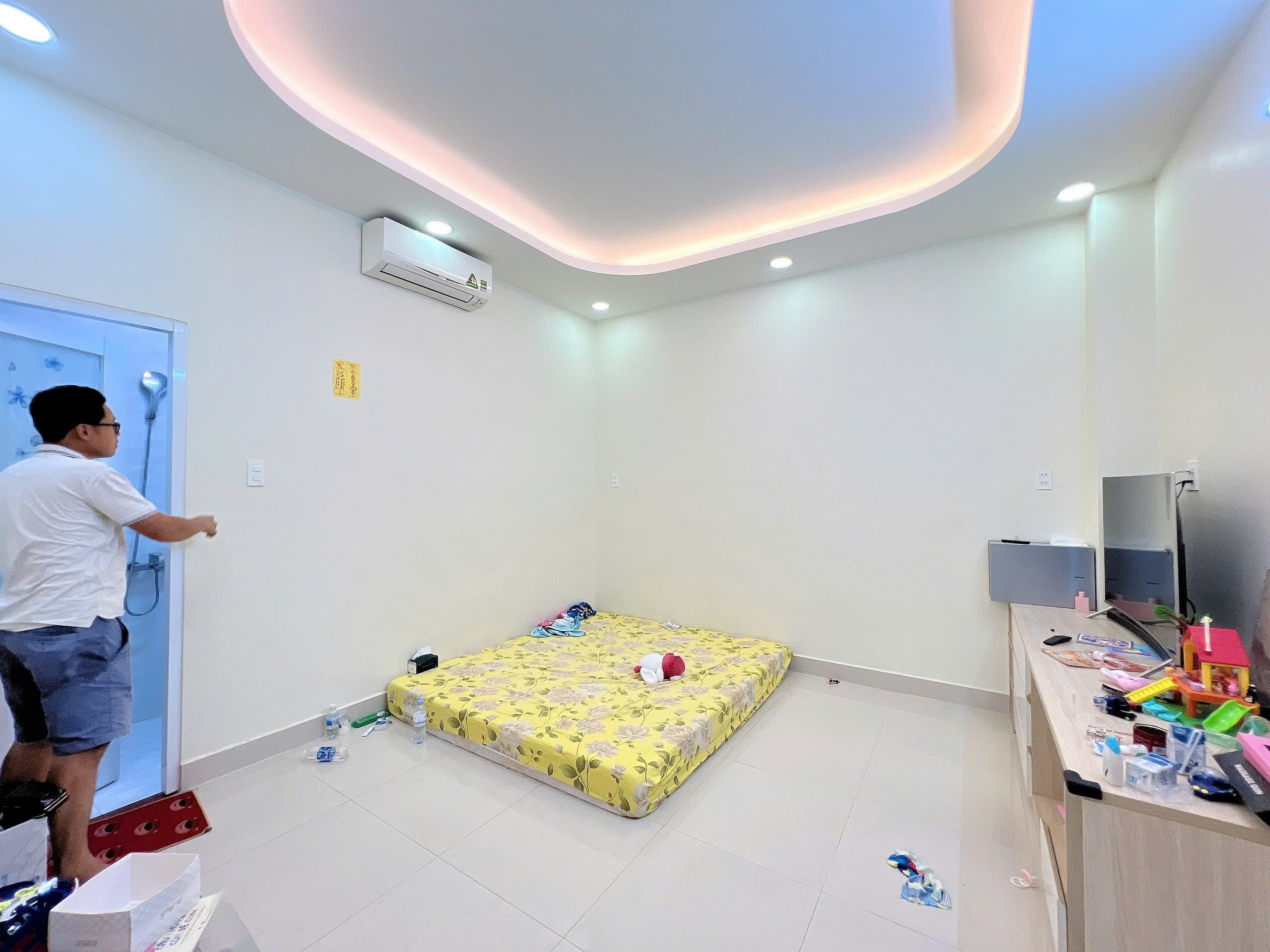 KHUÔN ĐẤT VÀNG MẶT TIỀN DƯƠNG KHUÊ TÂN PHÚ - DIỆN TÍCH KHỦNG 10MX21.5M- LẦU SÂN THƯỢNG-GIÁ 30 TỶ