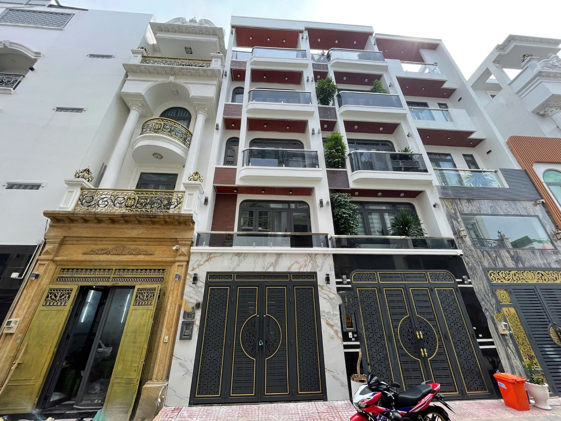 Nhà Đẹp HXH Liên Khu 4-5 BHHB – Full Nội Thất, Ô Chờ Thang Máy, Chỉ 7.6 Tỷ
