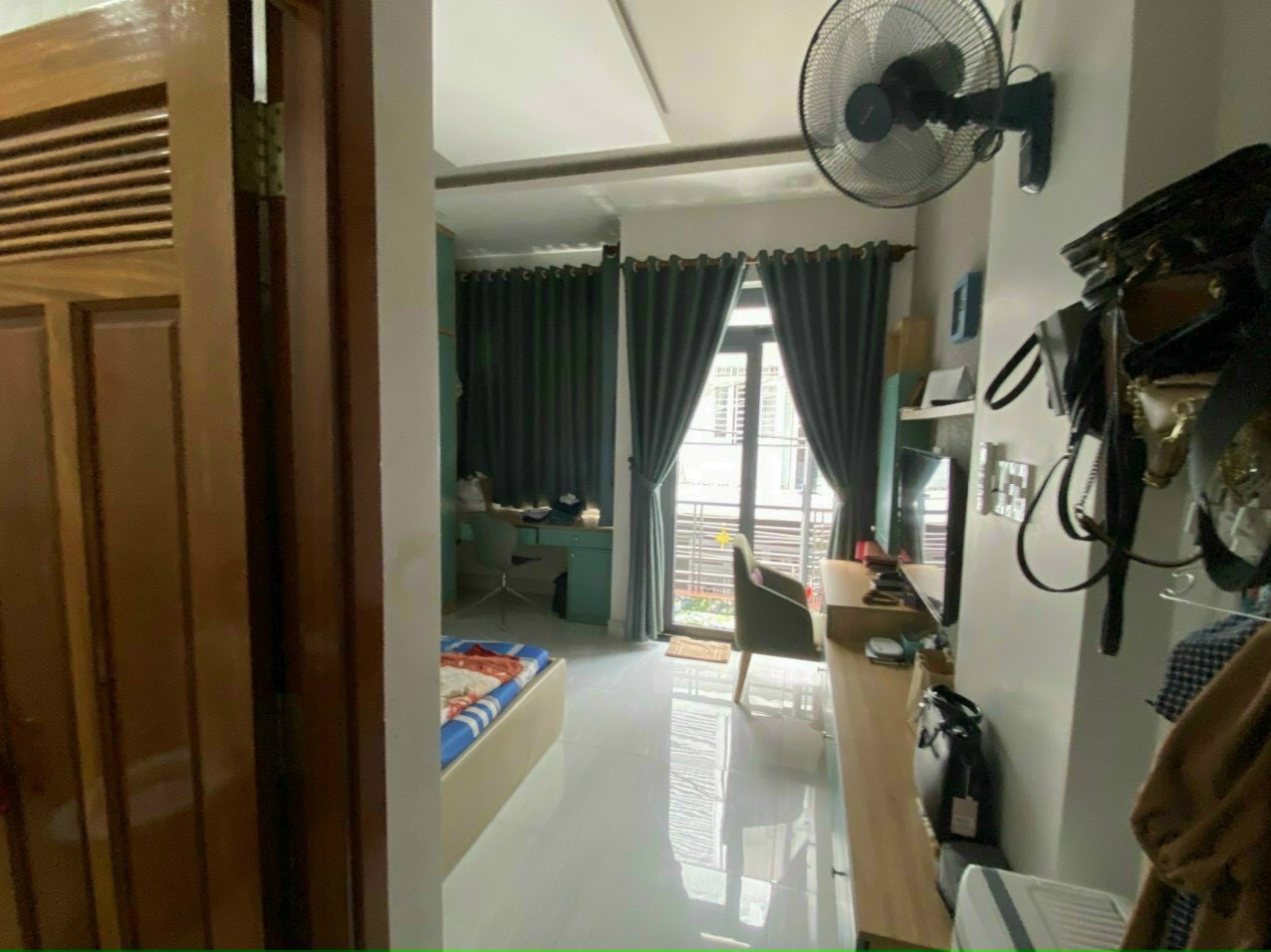 Hẻm xe hơi thông đường Vườn Lài Dt 4mx13m 2 Lầu sân thượng giá 7,3 tỷ