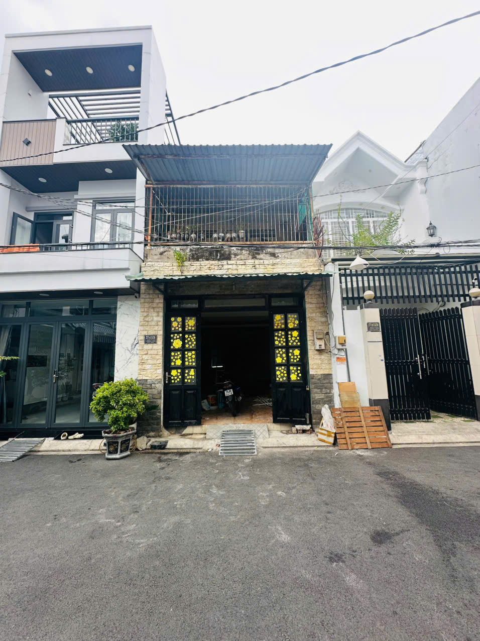 Hẻm 7m thông đường Tô Hiệu p Hiệp Tân Dt 4,4mx17m 1 lầu giá 7,3 tỷ