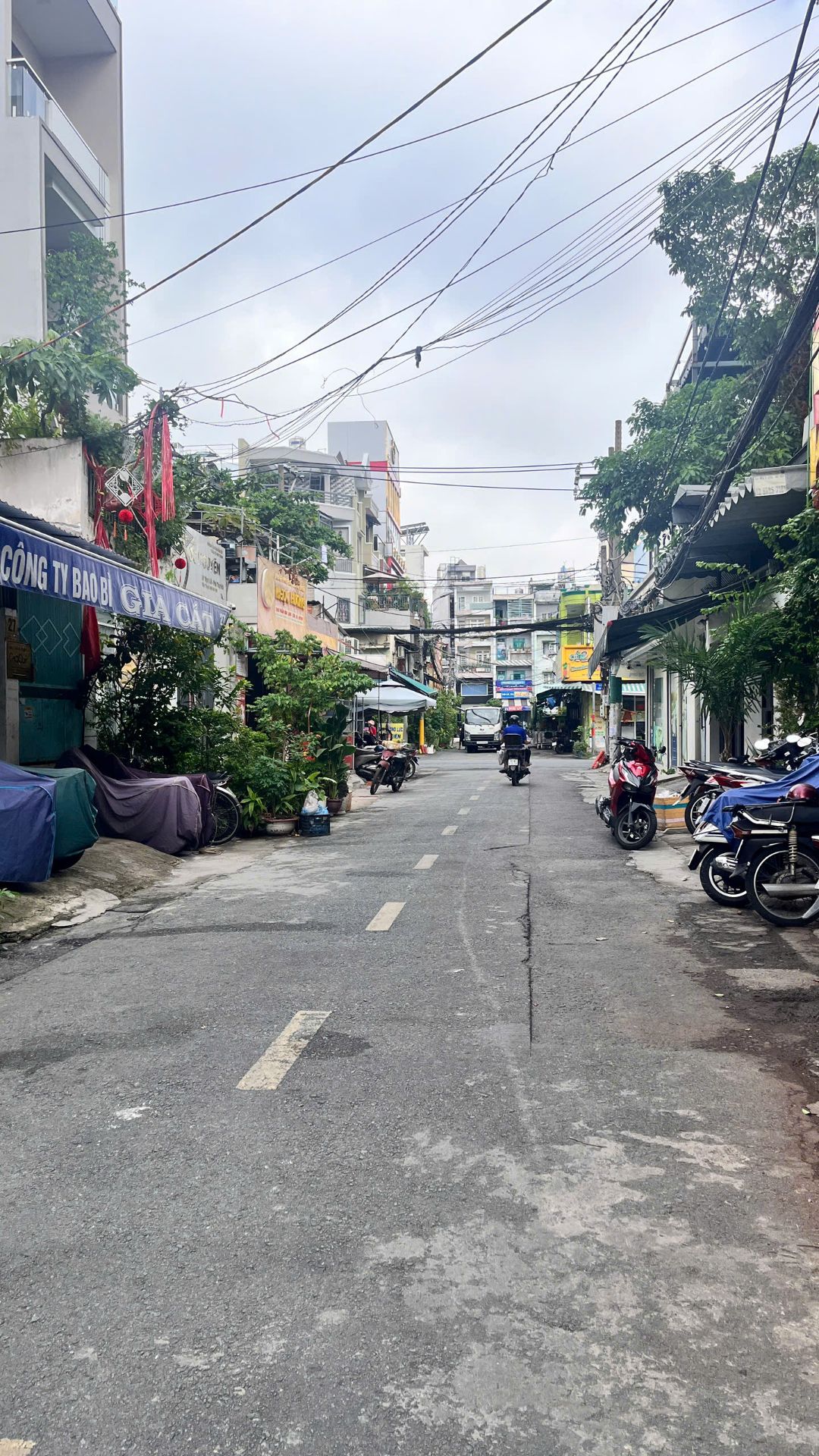 🏠 Nhà 1 trệt 2 lầu ST – Gần Chợ Tân Hương – Giá chỉ 9.35 tỷ
