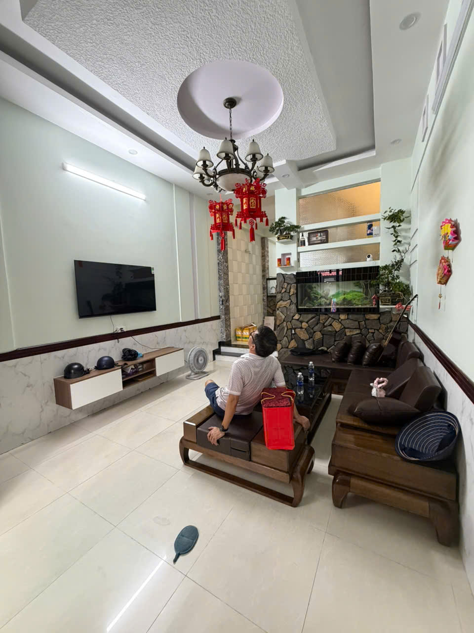 Bán Nhà 2 Lầu ST DT: 4x17m MT Đường Hoàng Văn Hòe, P. Tân Quý, Giá: 10 tỷ