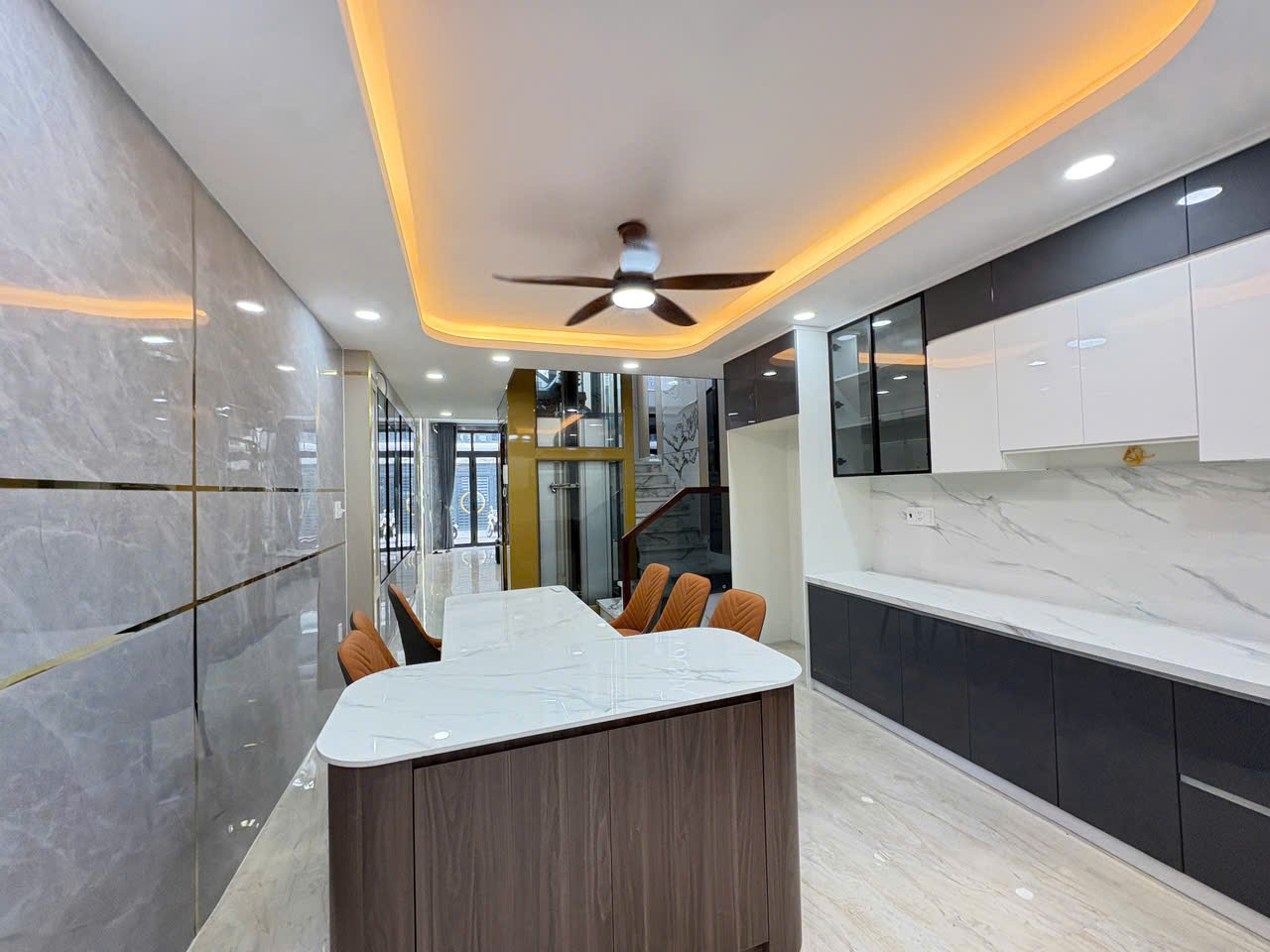 🏠 Bán nhà hẻm Đường số 6, Bình Hưng Hòa B, Bình Tân, DT 4x21m, Giá 8.7 tỷ, 4.5 tấm, thang máy 🏗️
