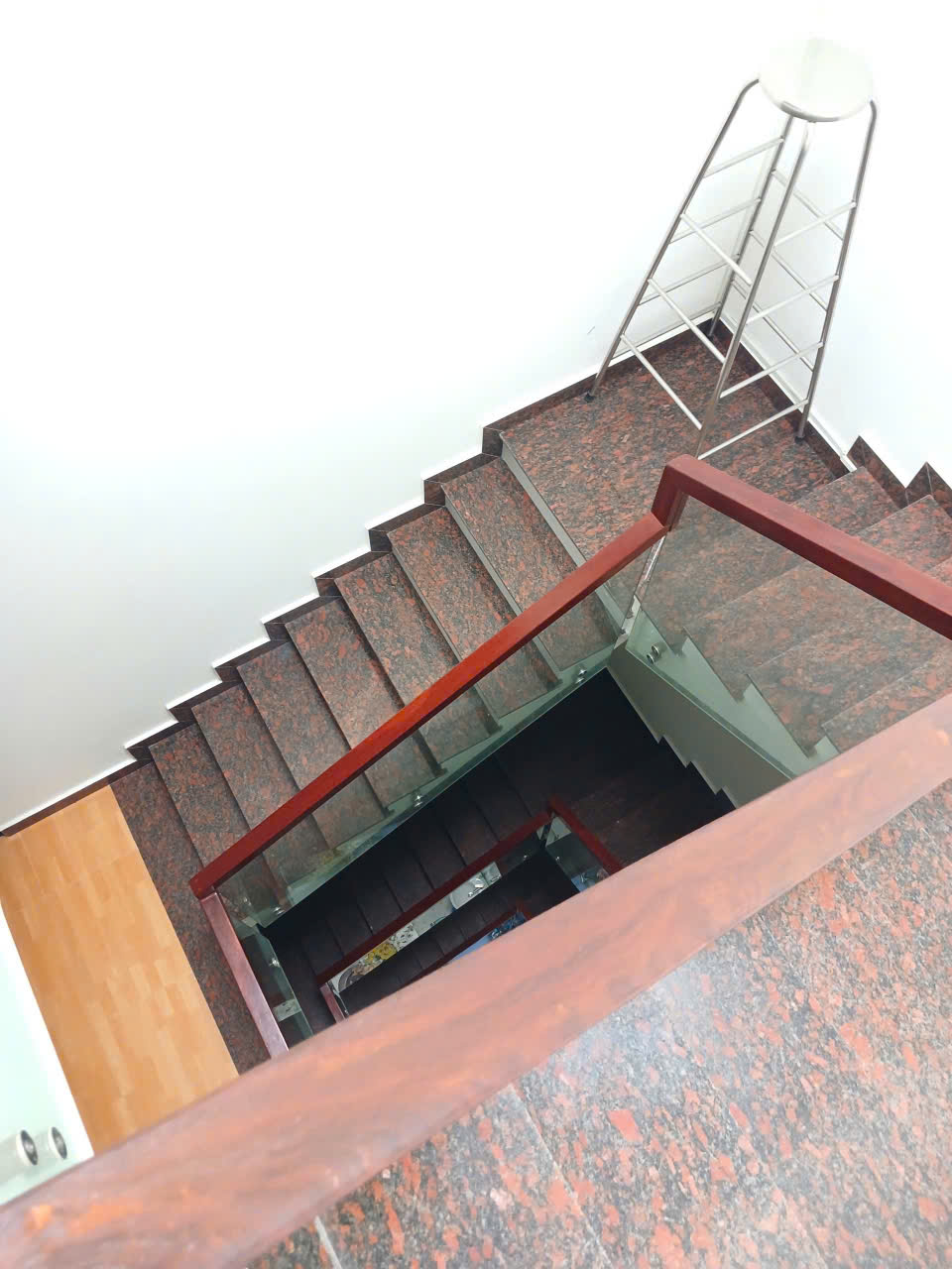 CHÍNH CHỦ BÁN NHÀ ĐÚC 3.5 TẤM TRUNG TÂM TÂN PHÚ – DIỆN TÍCH KHỦNG 5X17M – GIÁ CHỈ 7.8 TỶ